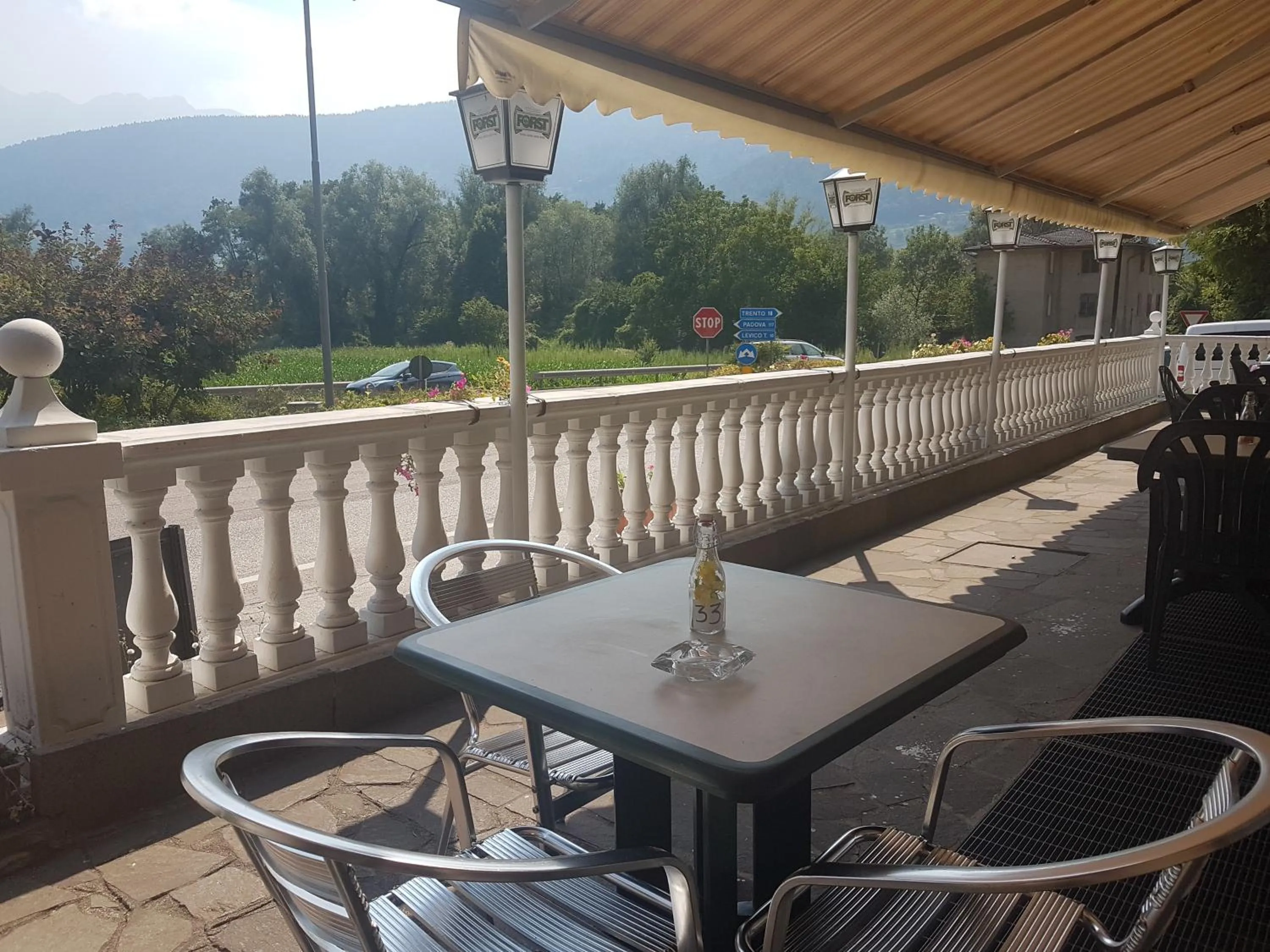 Patio in Albergo Meridiana