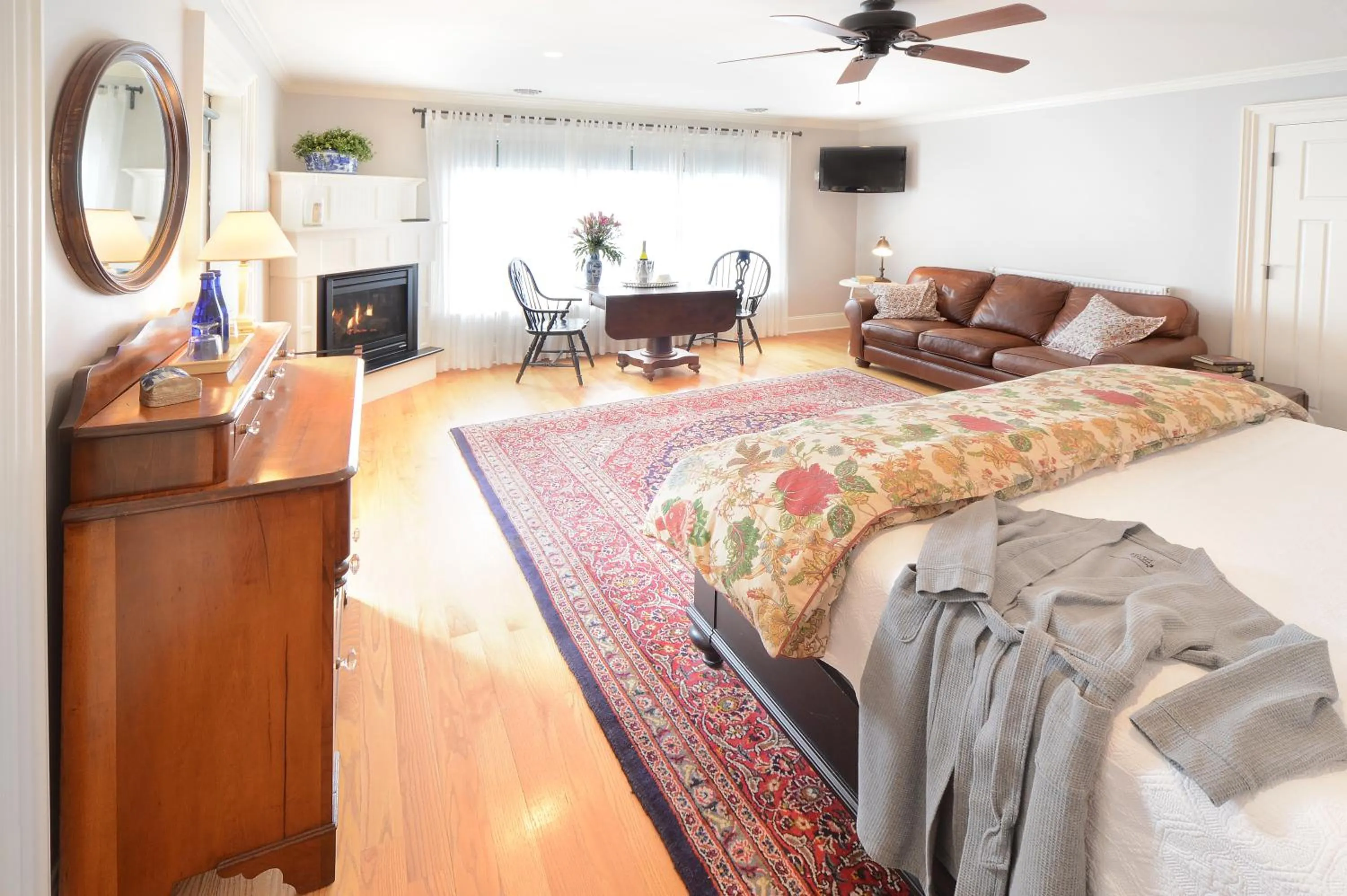 Bedroom, Bed in The Springwater Bed and Breakfast
