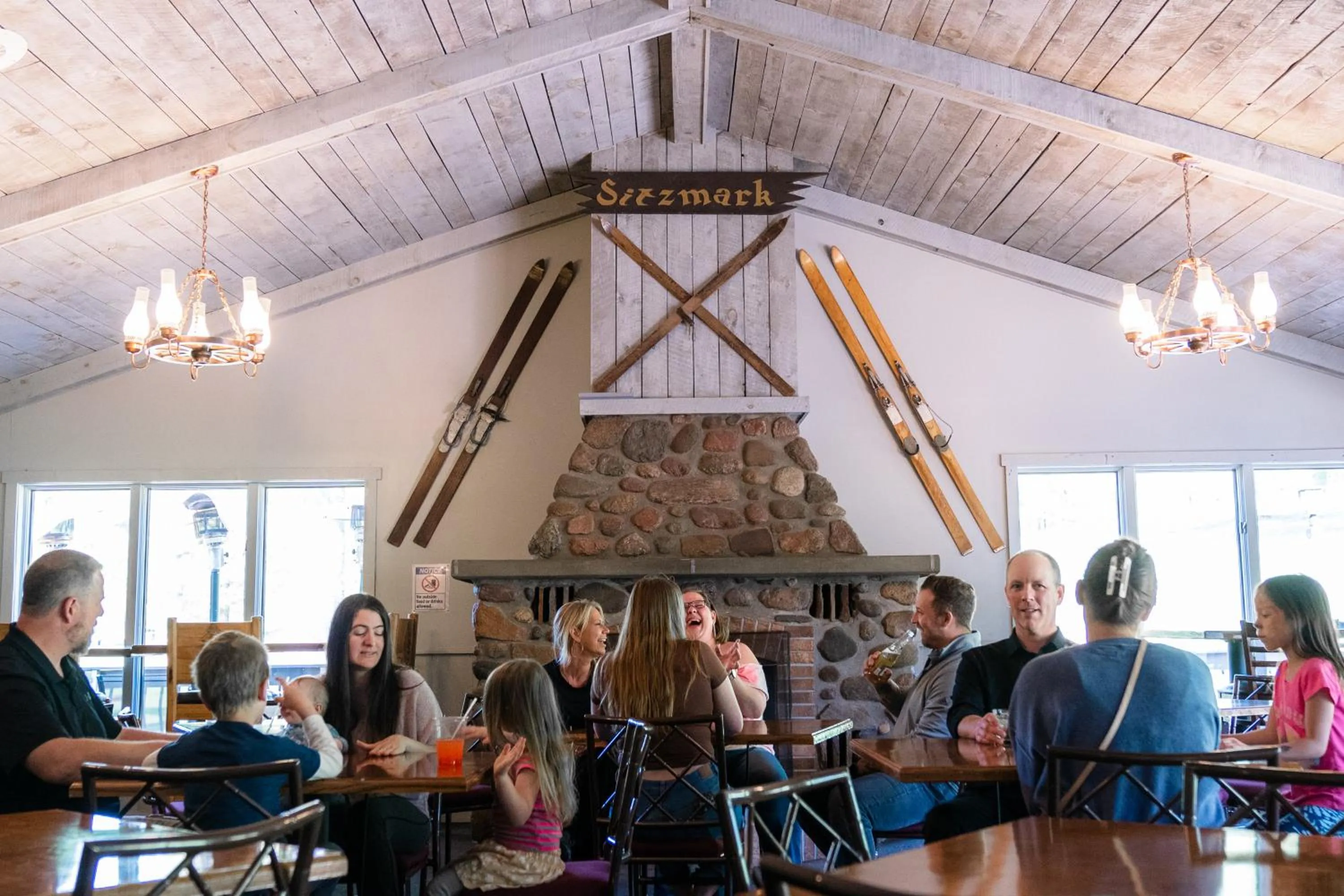 Restaurant/places to eat in Pine Mountain Resort