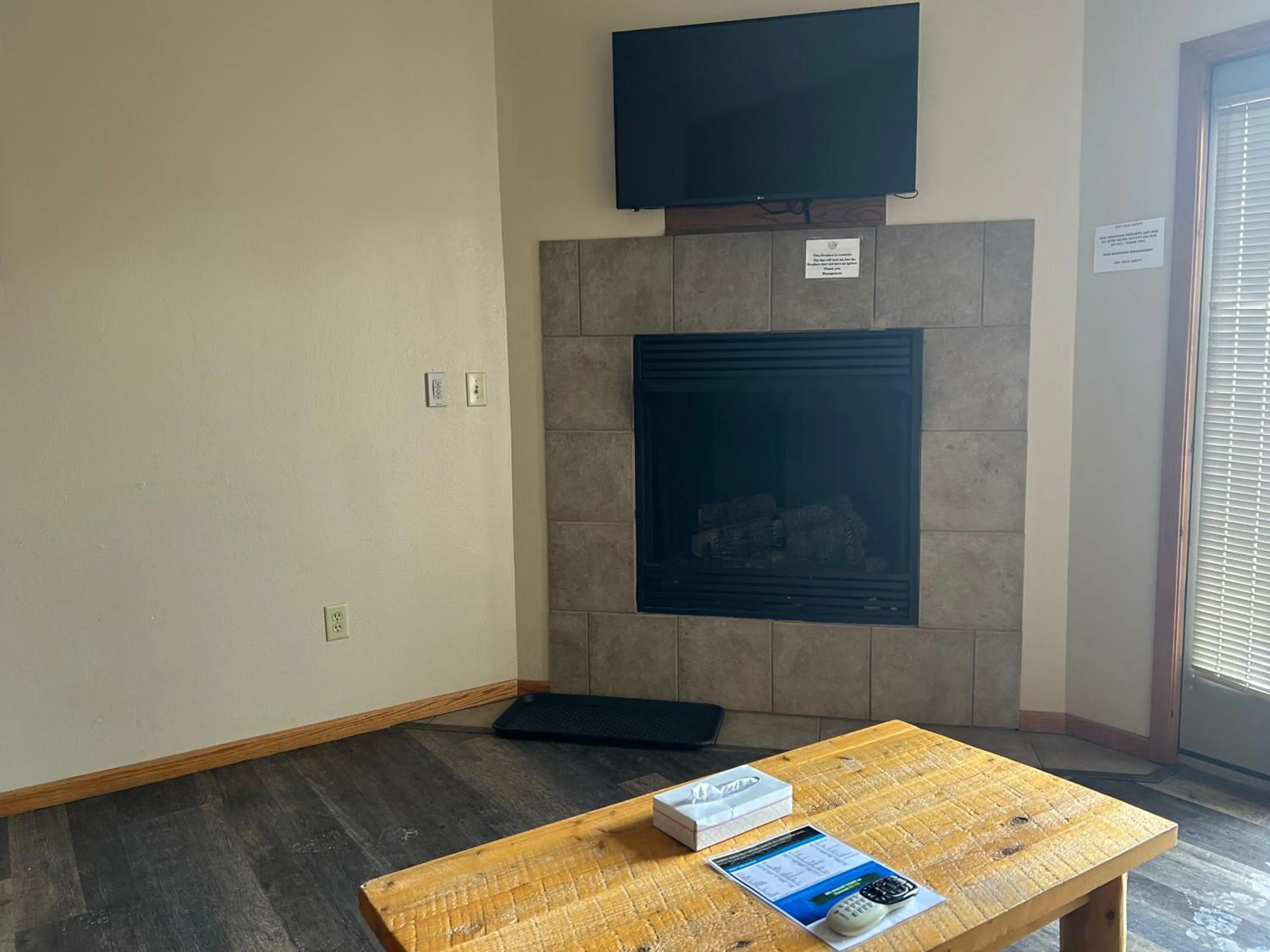 Living room in Pine Mountain Resort