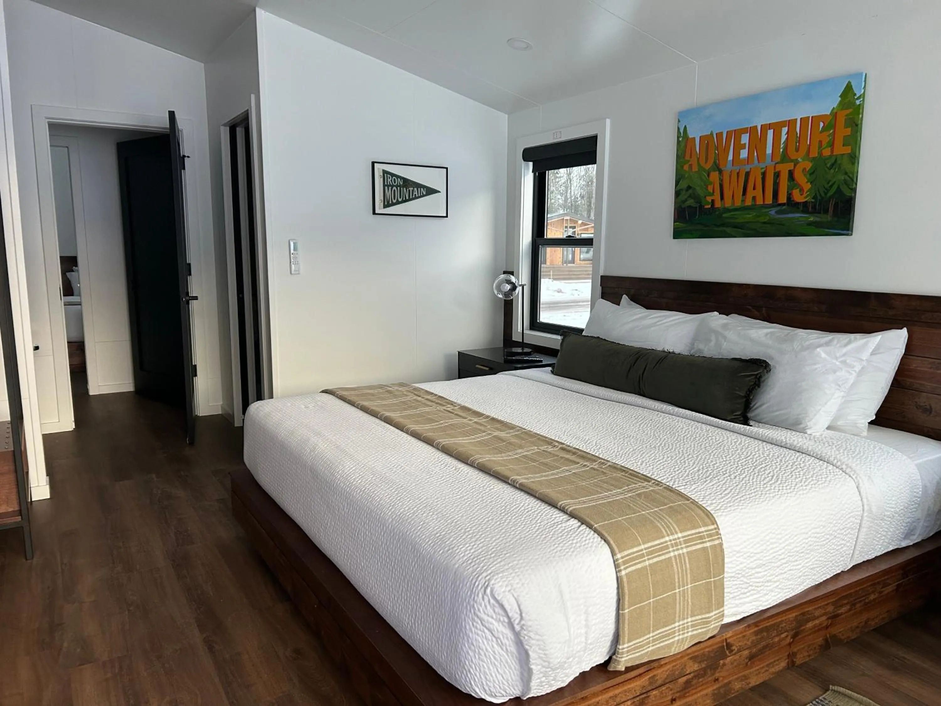 Bedroom, Bed in Pine Mountain Resort