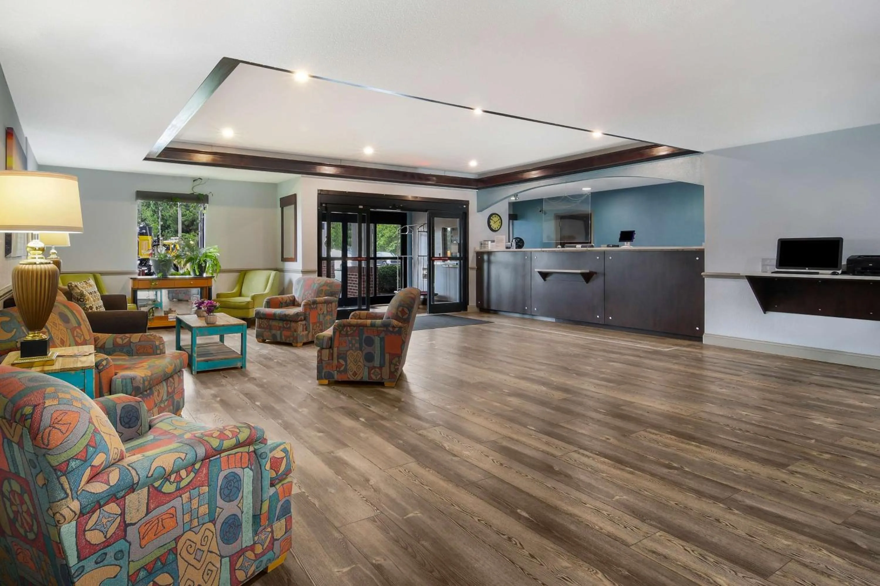 Lobby or reception, Lobby/Reception in SureStay Plus Hotel by Best Western Tarboro
