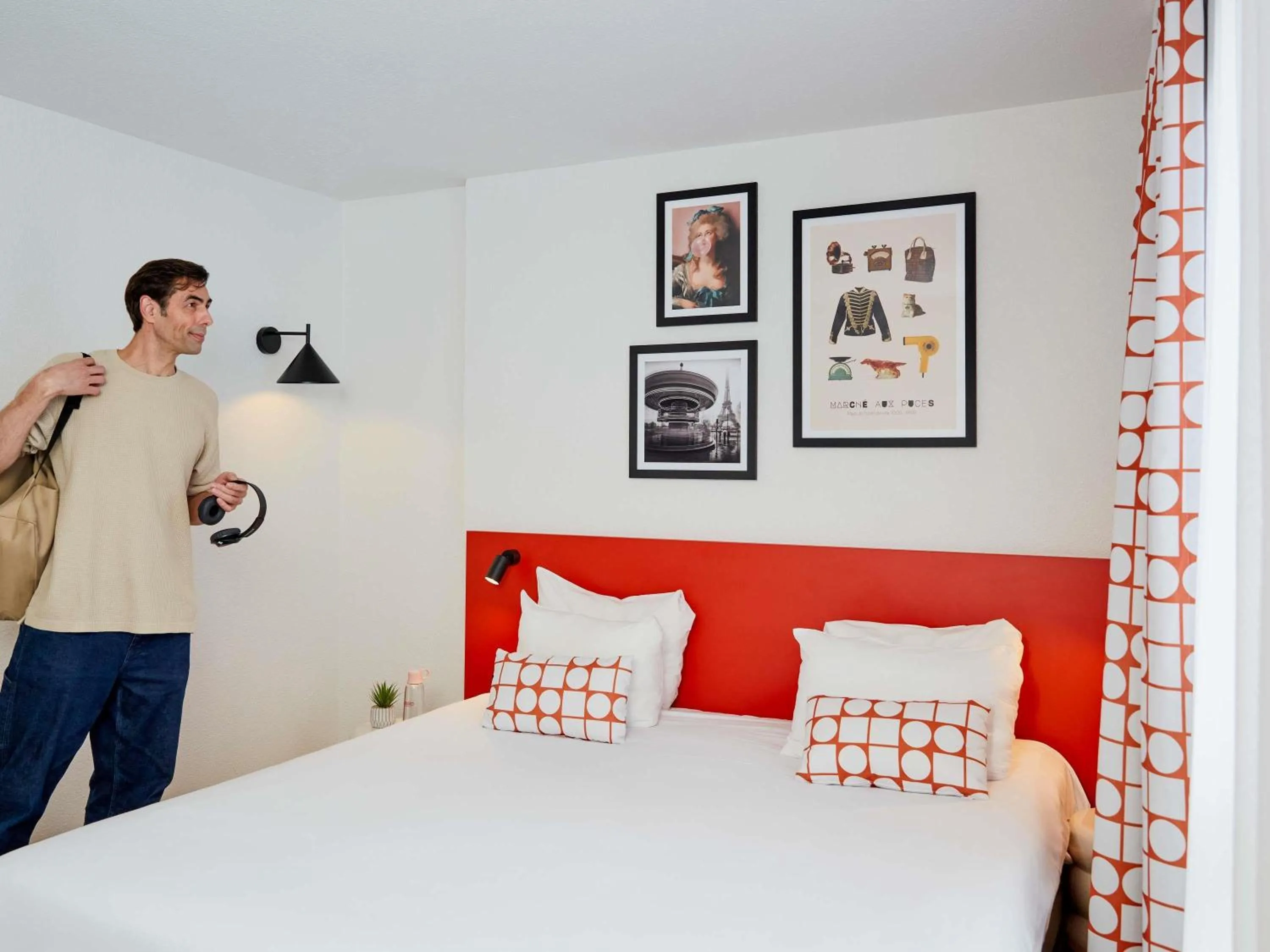 Bedroom, Bed in Aparthotel Adagio Access Paris Vanves - Porte de Versailles
