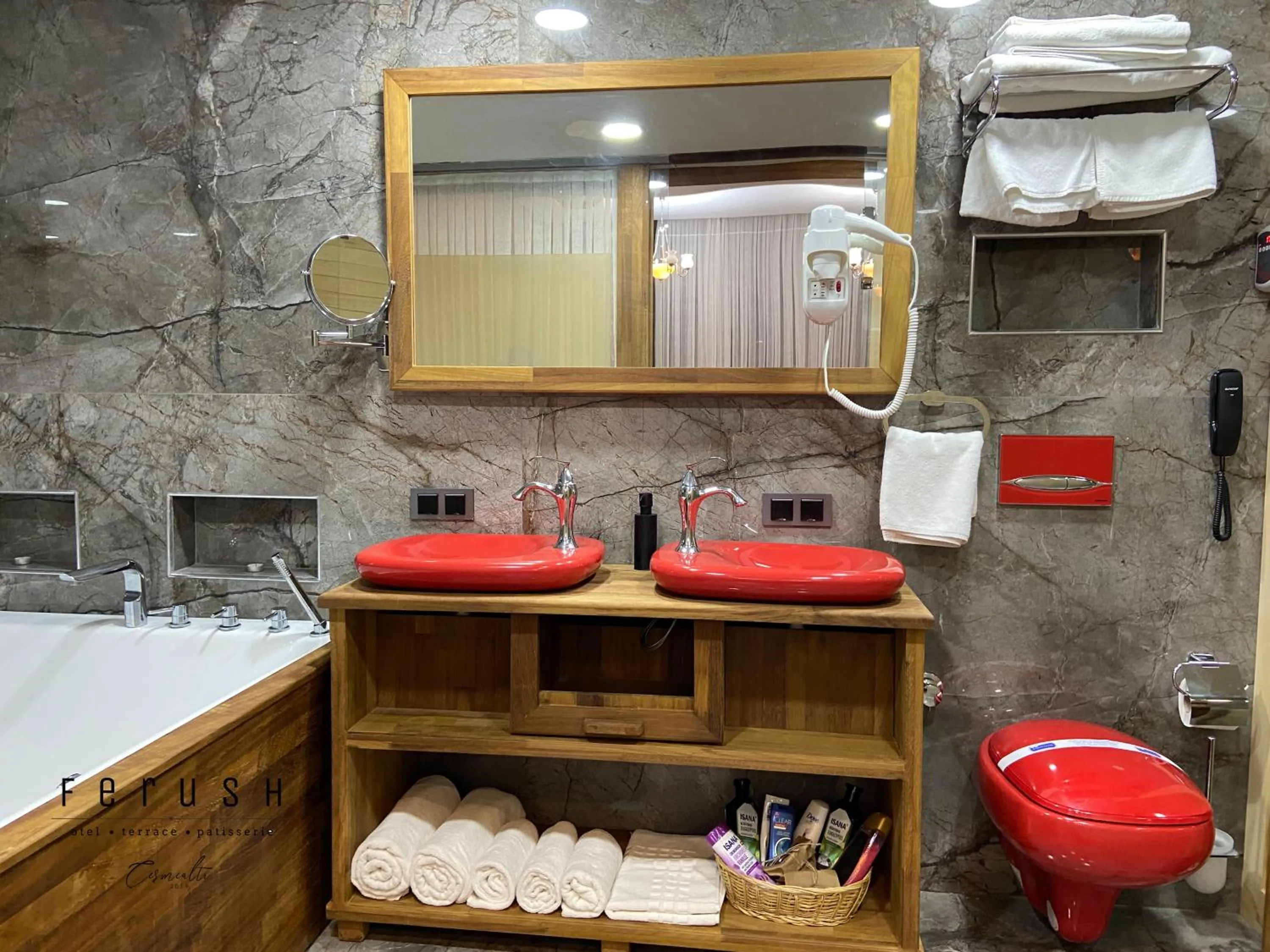 Ferush Boutique Hotel