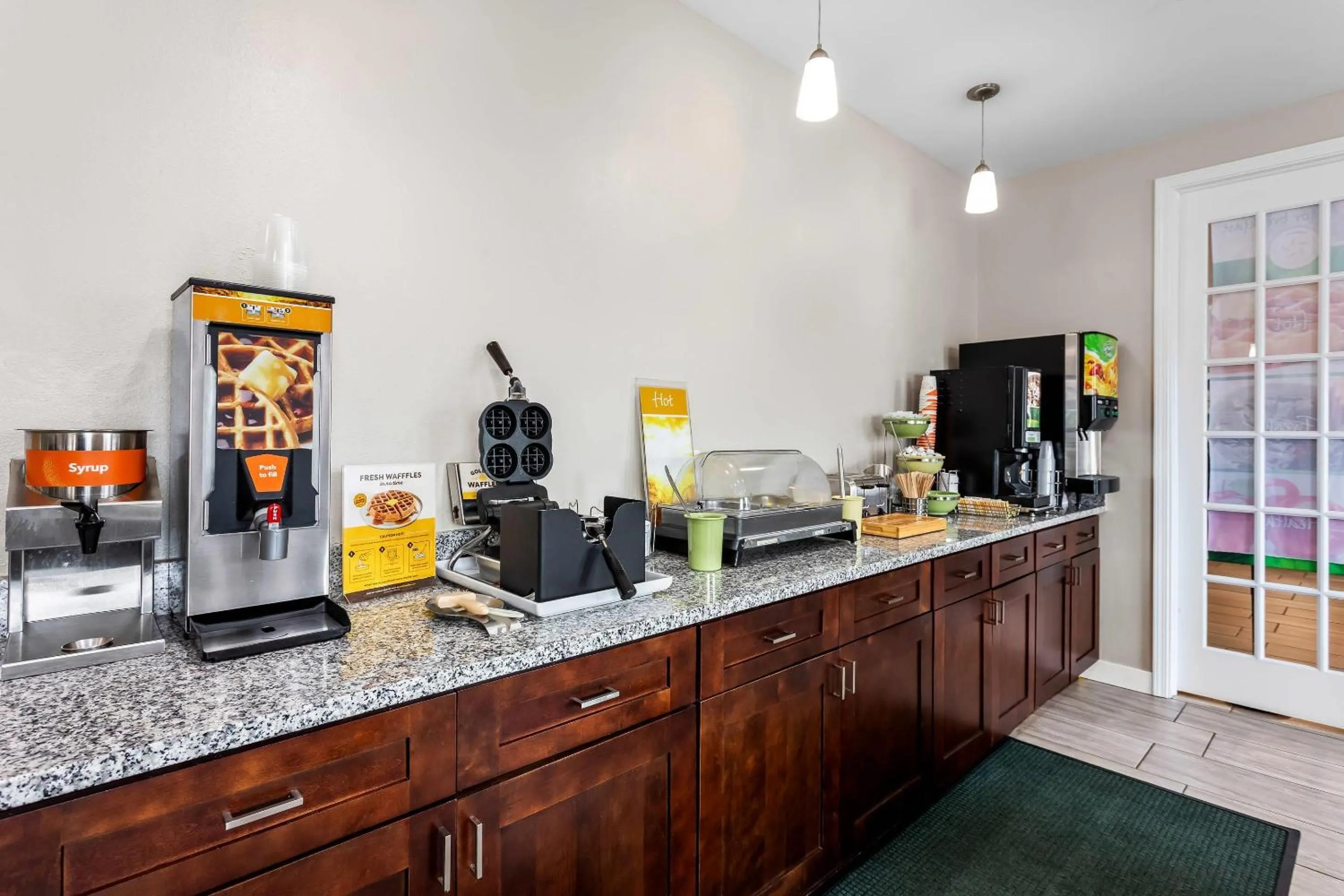 Breakfast in Comfort Inn & Suites Schulenburg