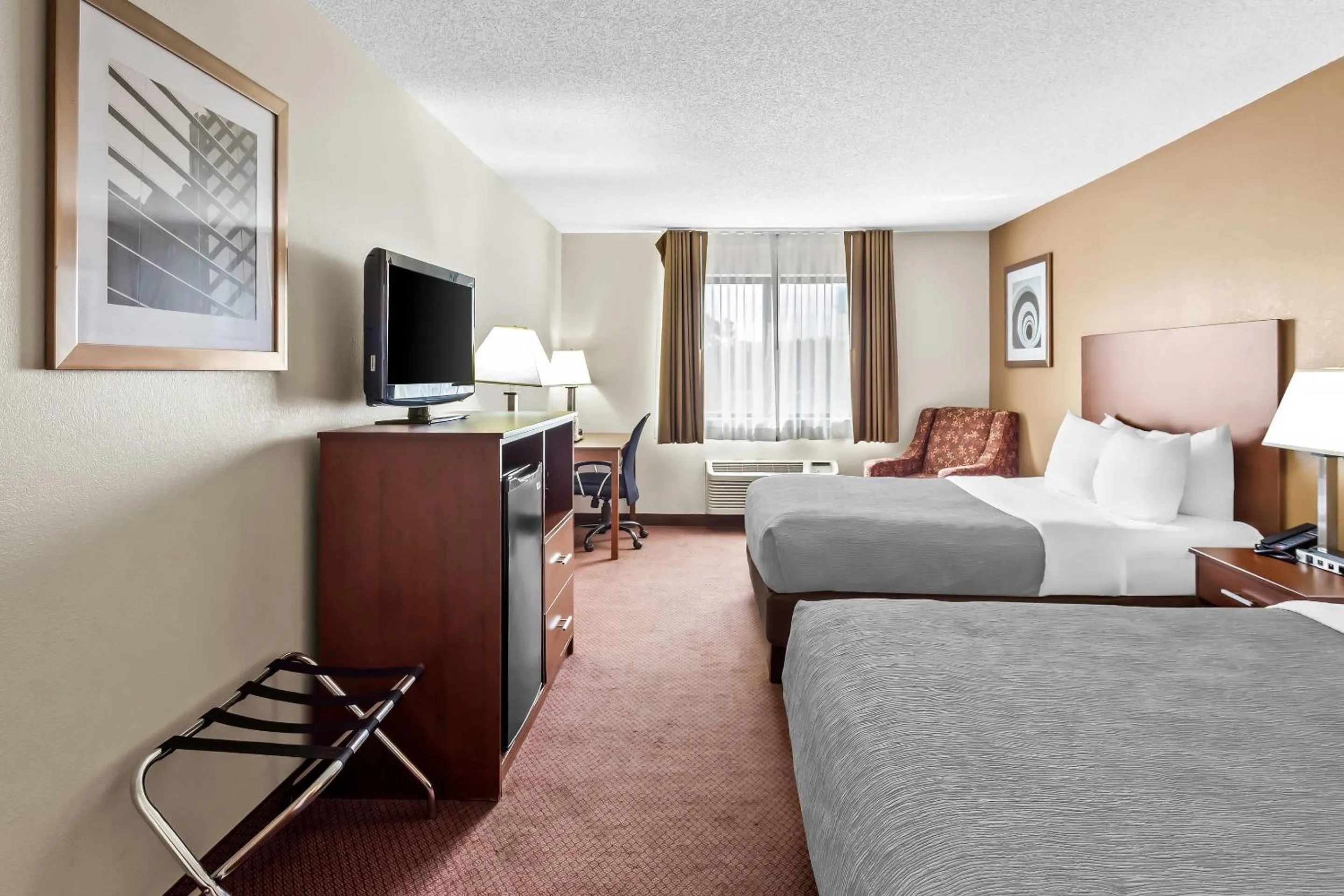 Bedroom, Bed in Comfort Inn & Suites Schulenburg