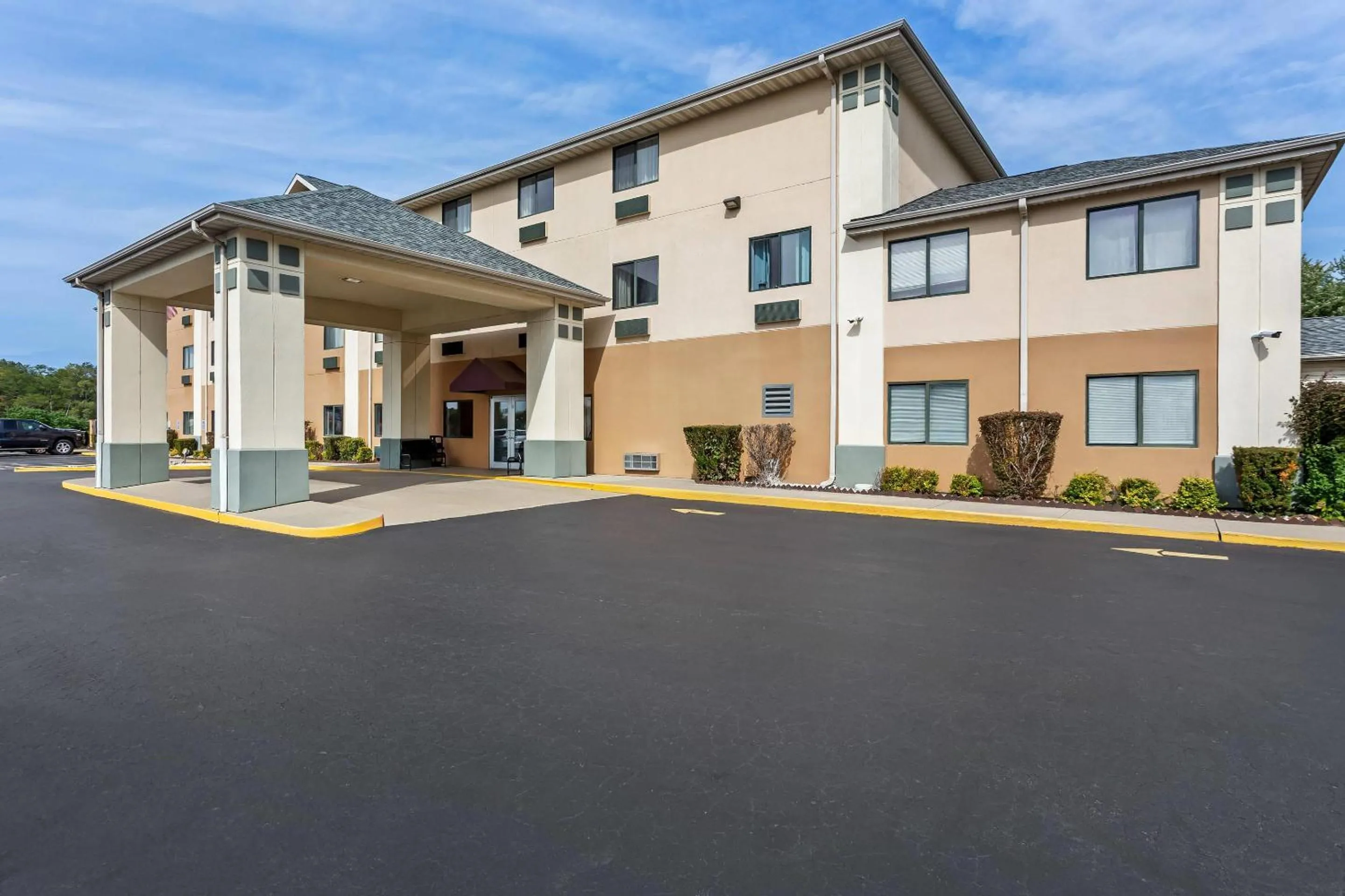 Property building in Comfort Inn & Suites Schulenburg