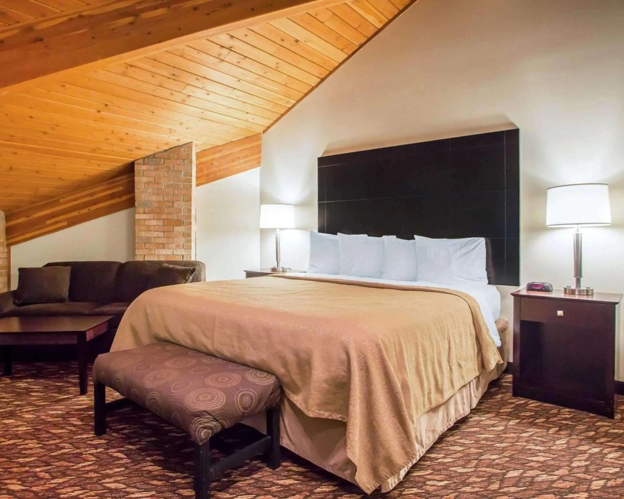 Photo of the whole room, Bed in Quality Inn St Marys