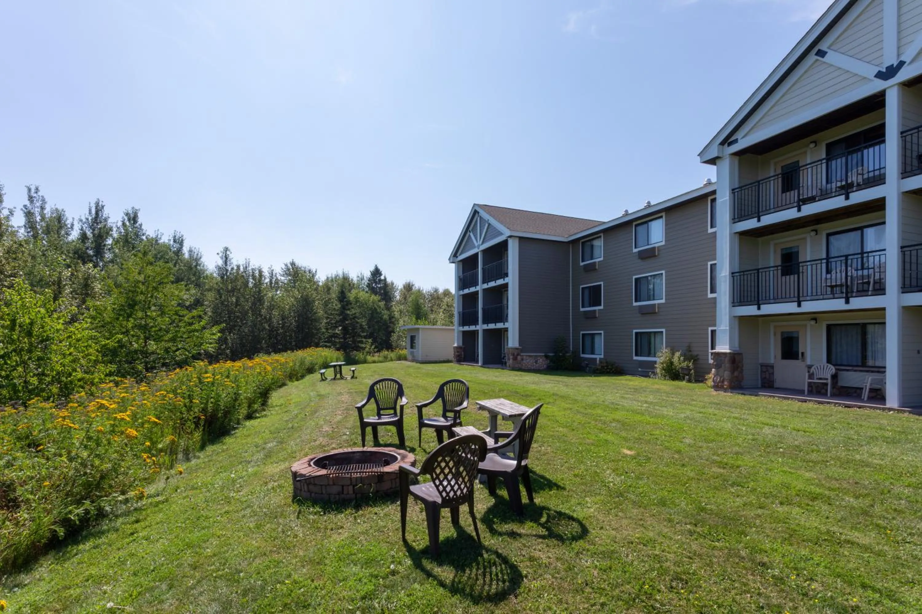 Black Beach Inn by GrandStay