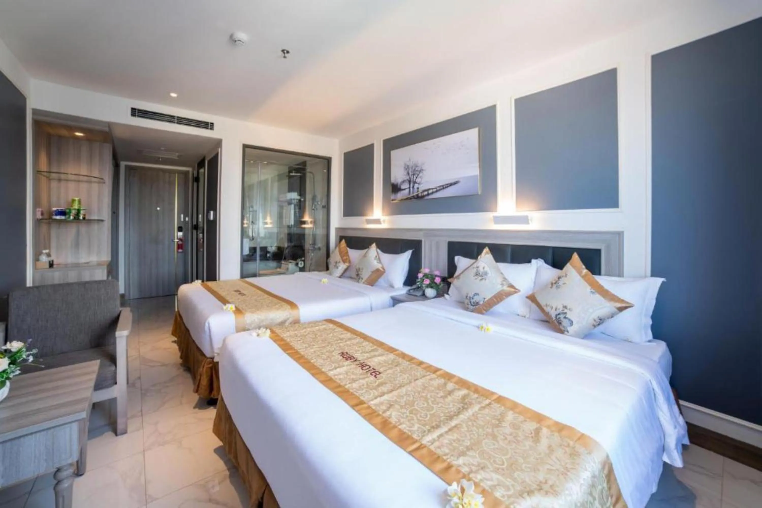 Photo of the whole room, Bed in Ruby Luxury Hotel