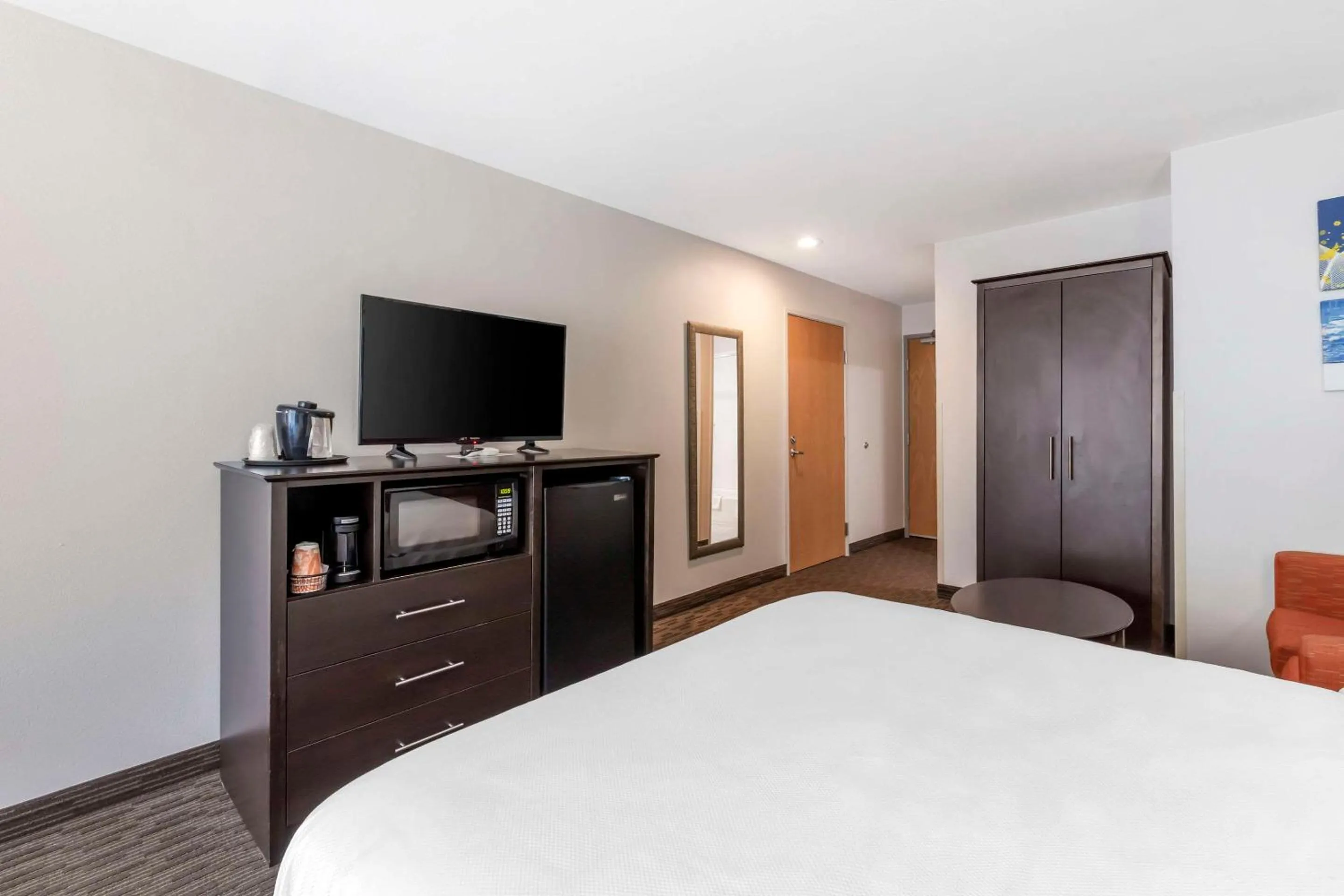 Bedroom, Bed in Comfort Inn & Suites