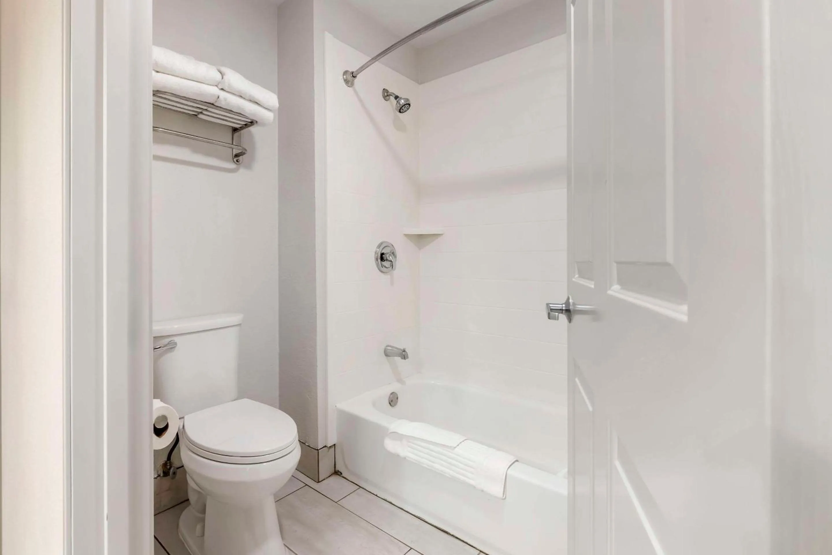 Bedroom in Comfort Inn & Suites