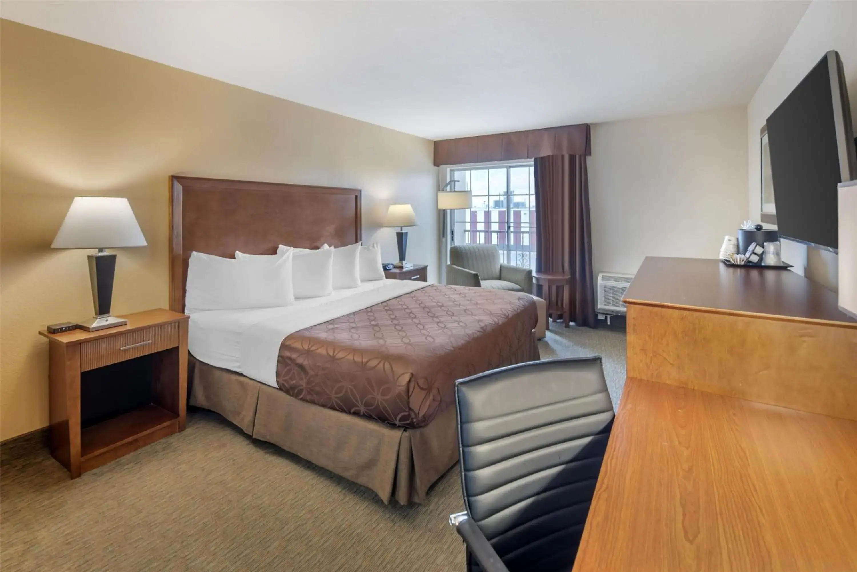 King Room - Non Smoking in Best Western Plus Atrium Inn King Room - Non Smoking in Best Western Plus Atrium Inn