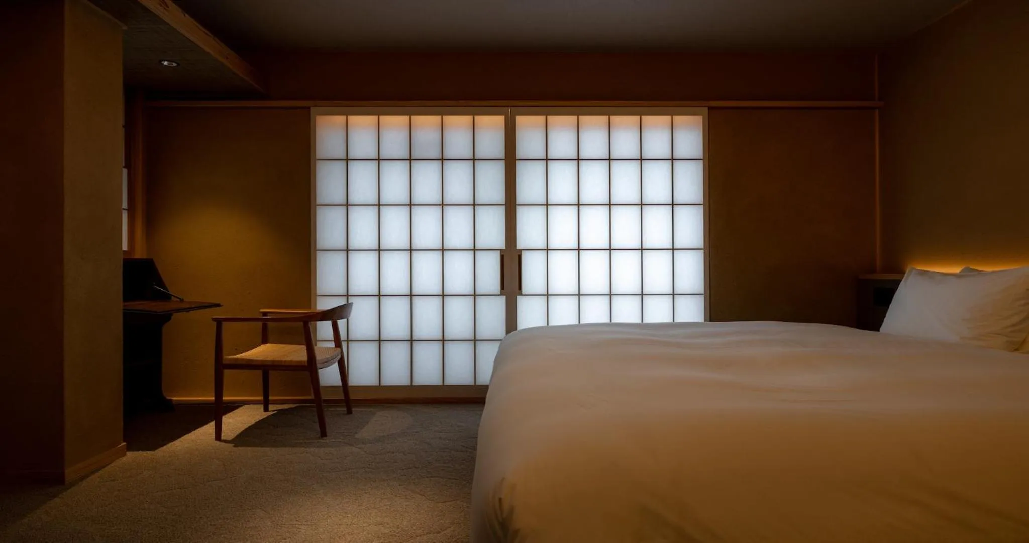 Bed in Higashiyama Shikikaboku