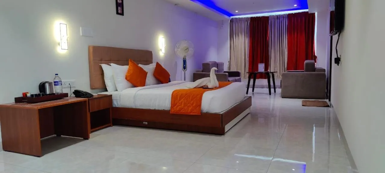 Bedroom, Bed in Grand Signature Hotel & spa