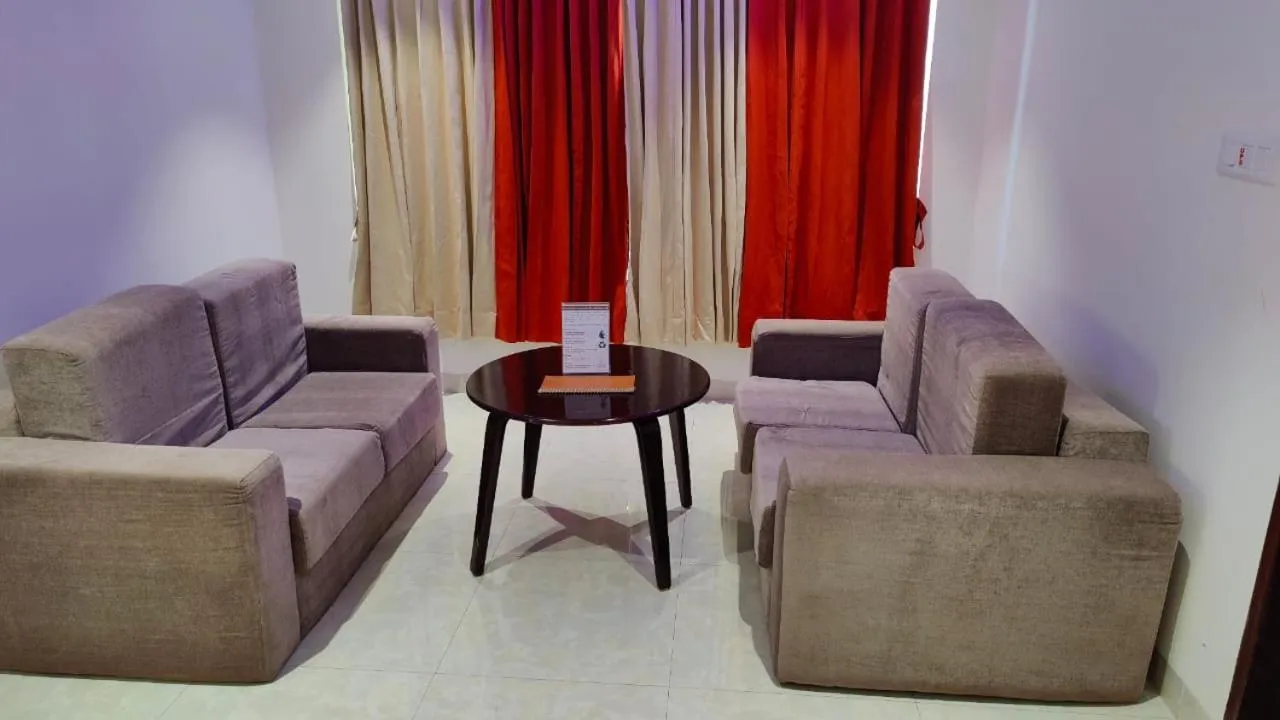 Seating area in Grand Signature Hotel & spa