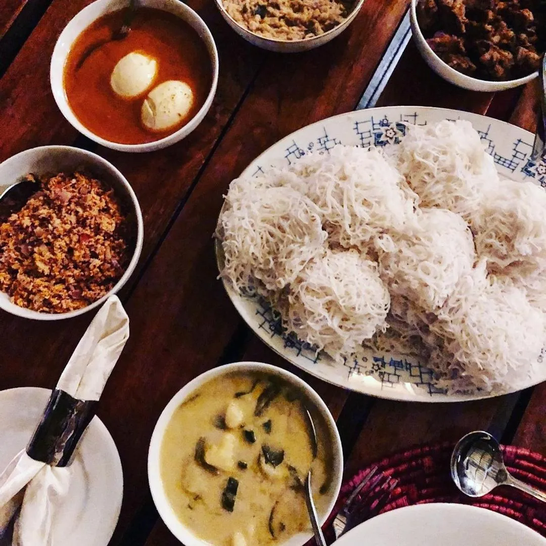 Food and drinks in Elephant Lodge