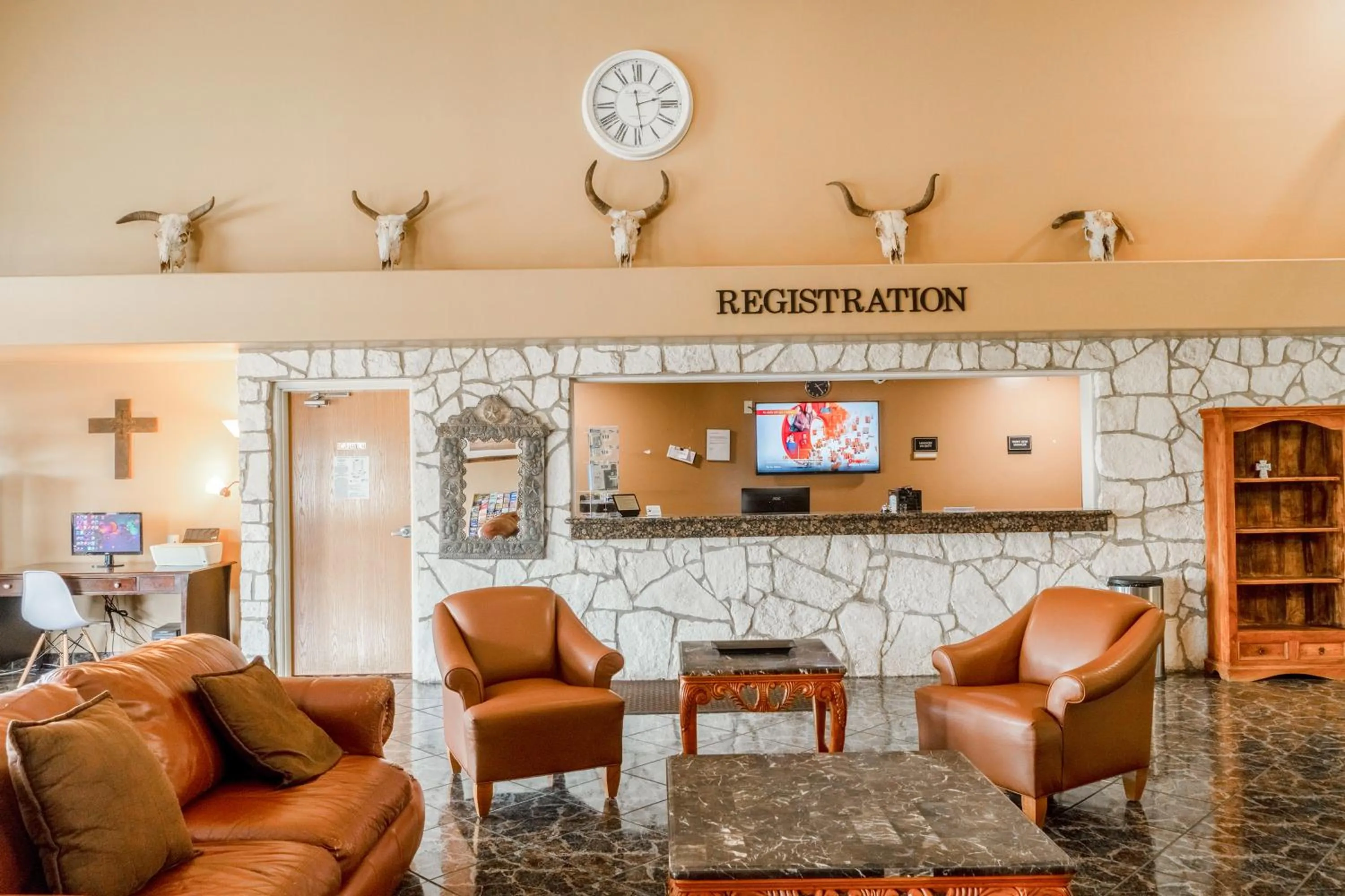 Lobby or reception in Texan Inn By OYO Beeville US-181