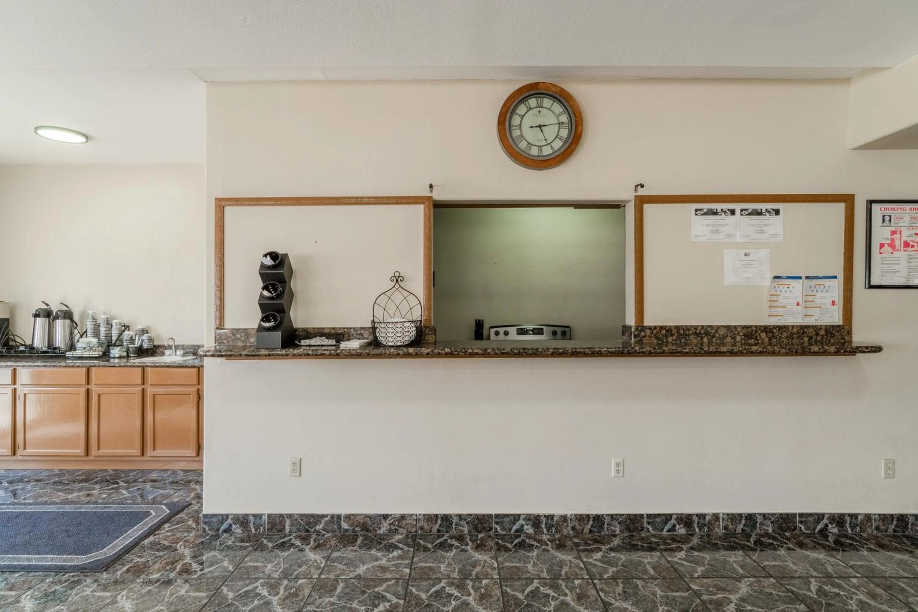 Lobby or reception in Texan Inn By OYO Beeville US-181