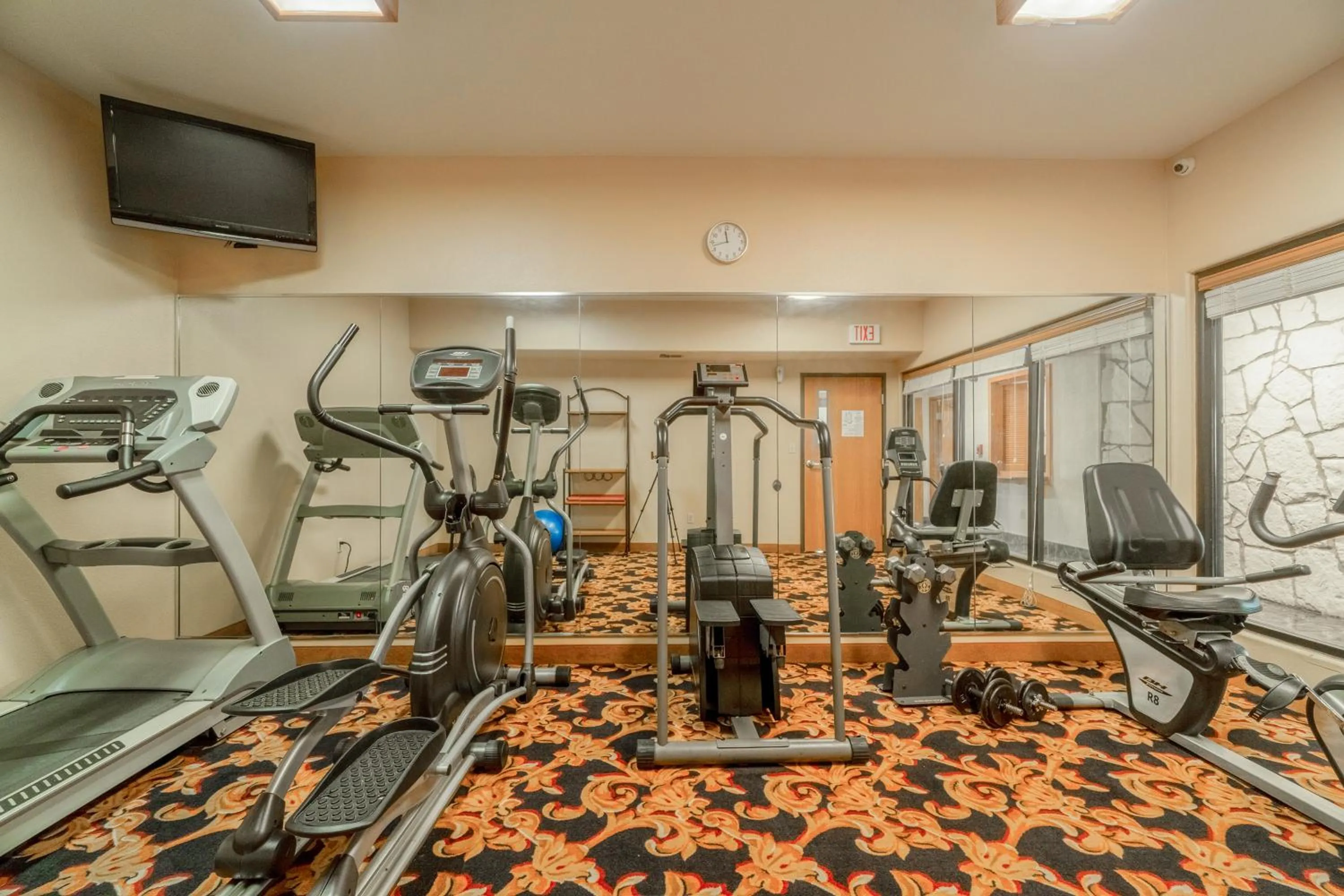 Fitness centre/facilities in Texan Inn By OYO Beeville US-181