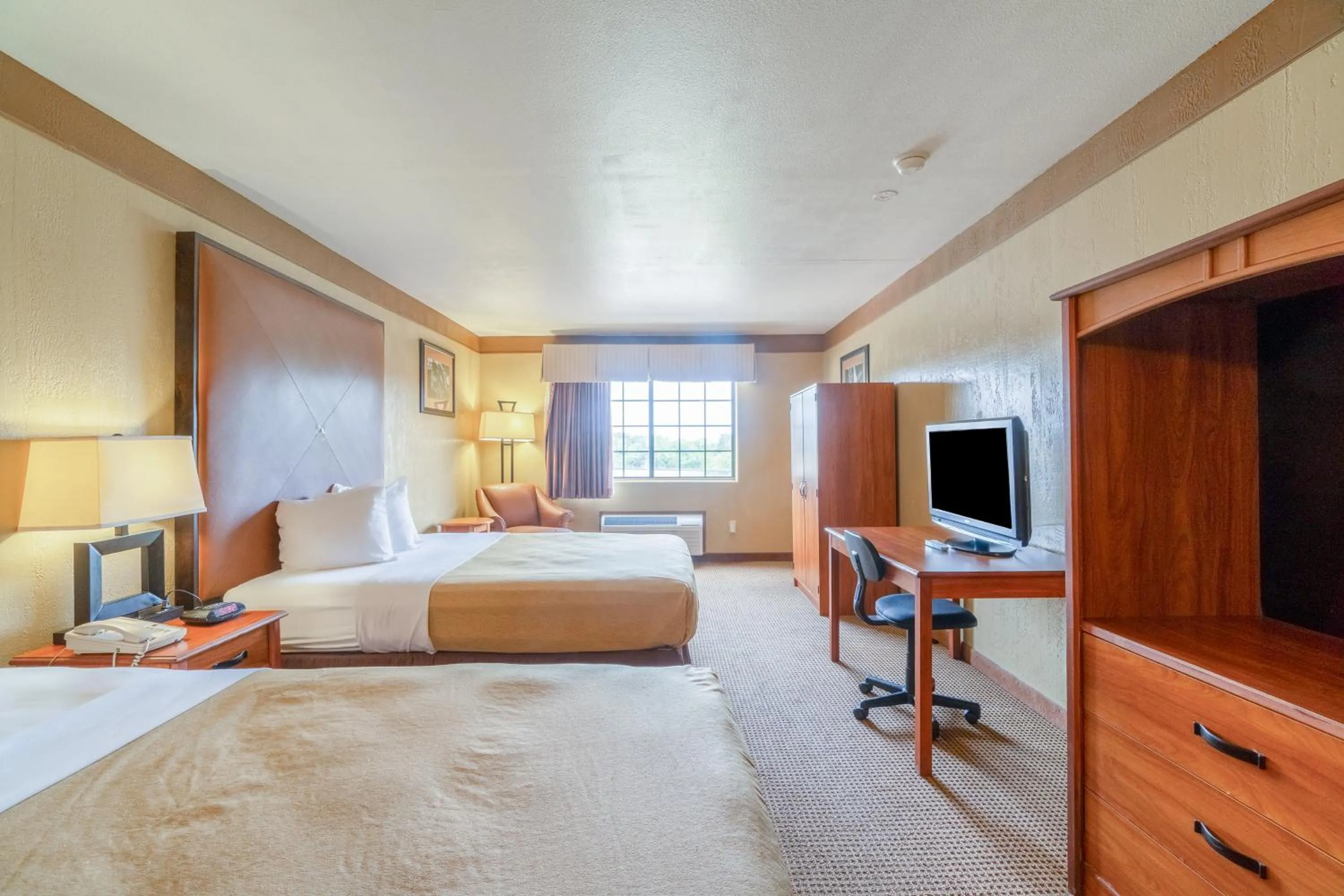 Bedroom, Bed in Texan Inn By OYO Beeville US-181