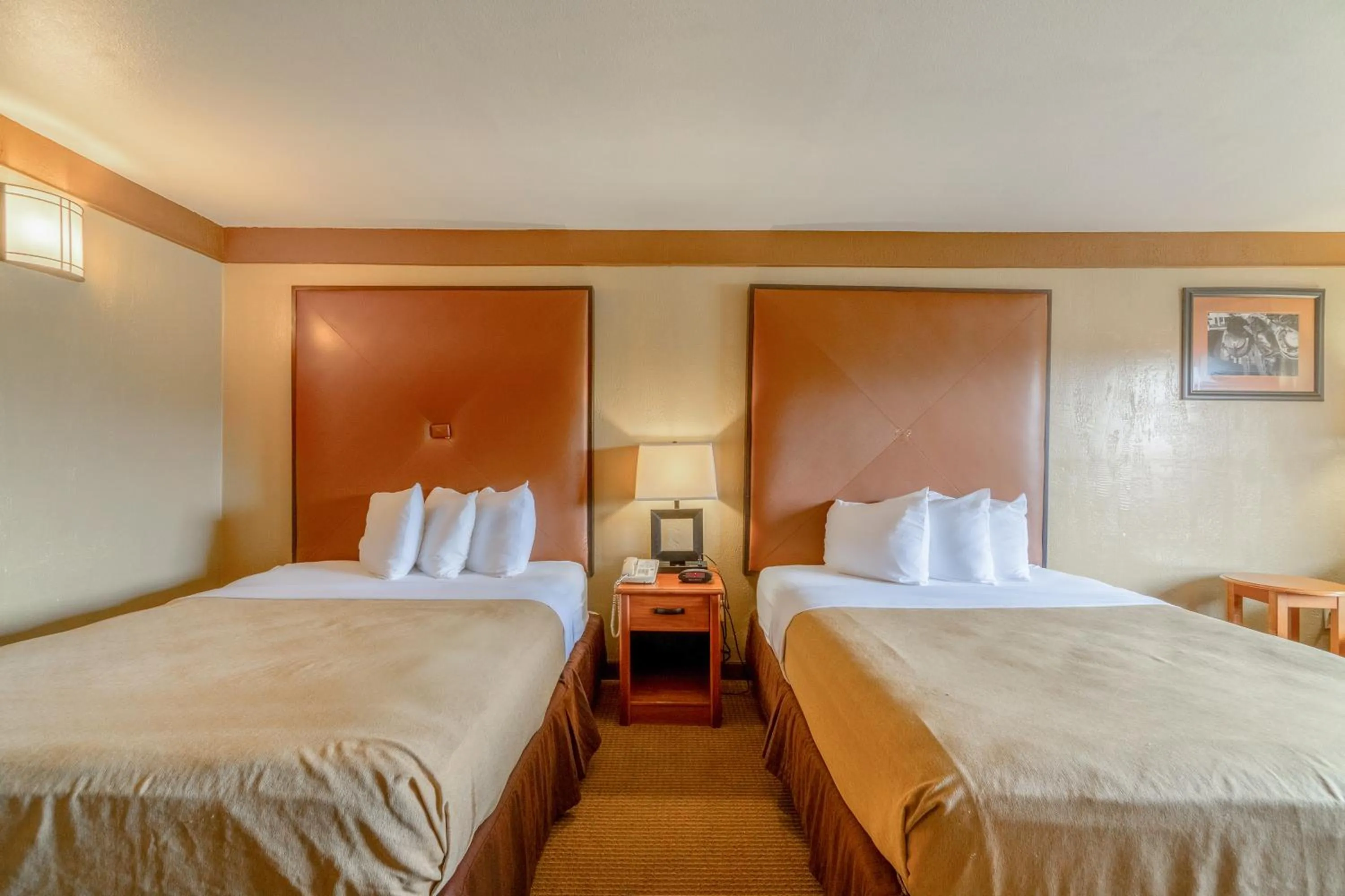 Bedroom, Bed in Texan Inn By OYO Beeville US-181