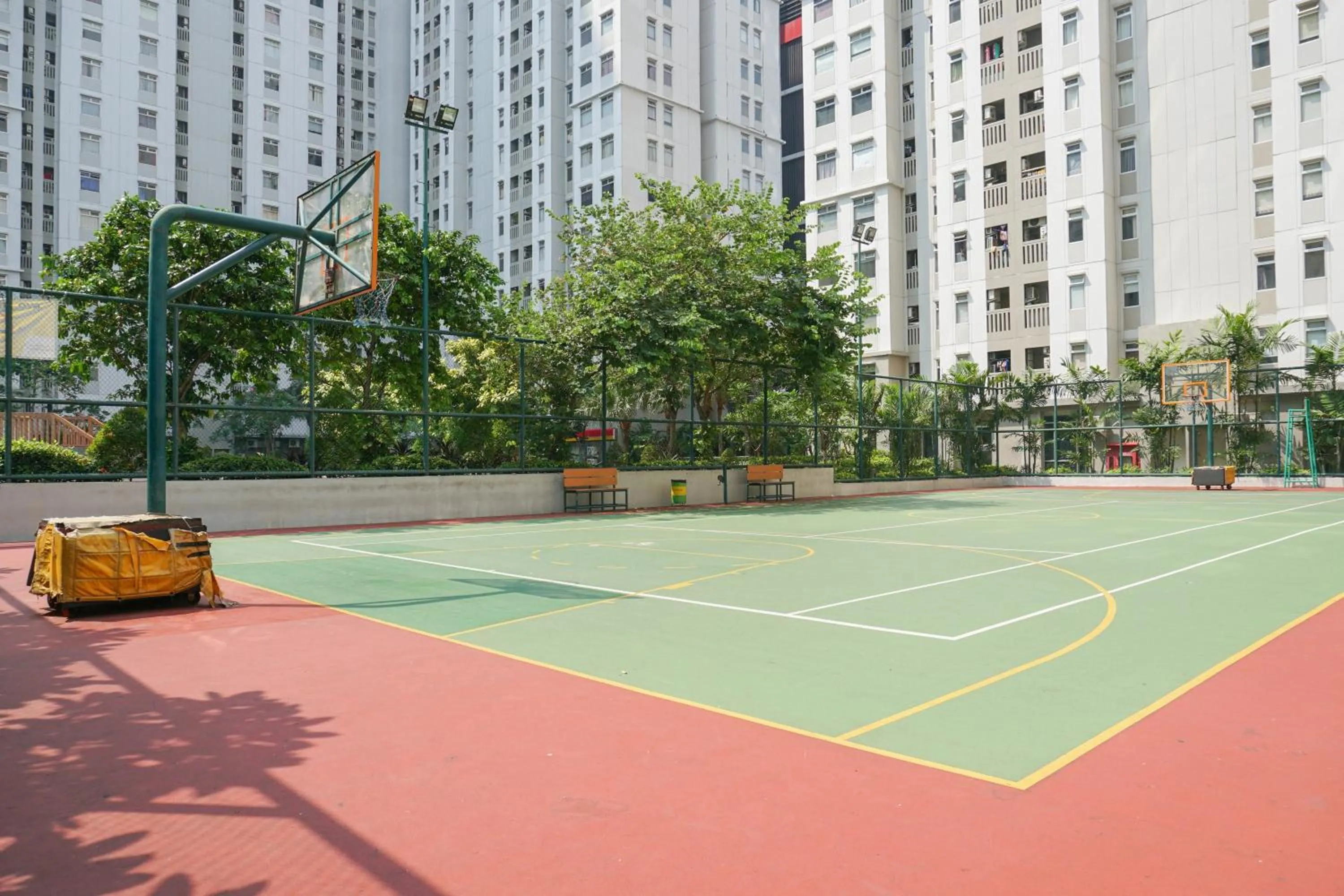 Spacious 2BR Green Bay Pluit Apartment By Travelio