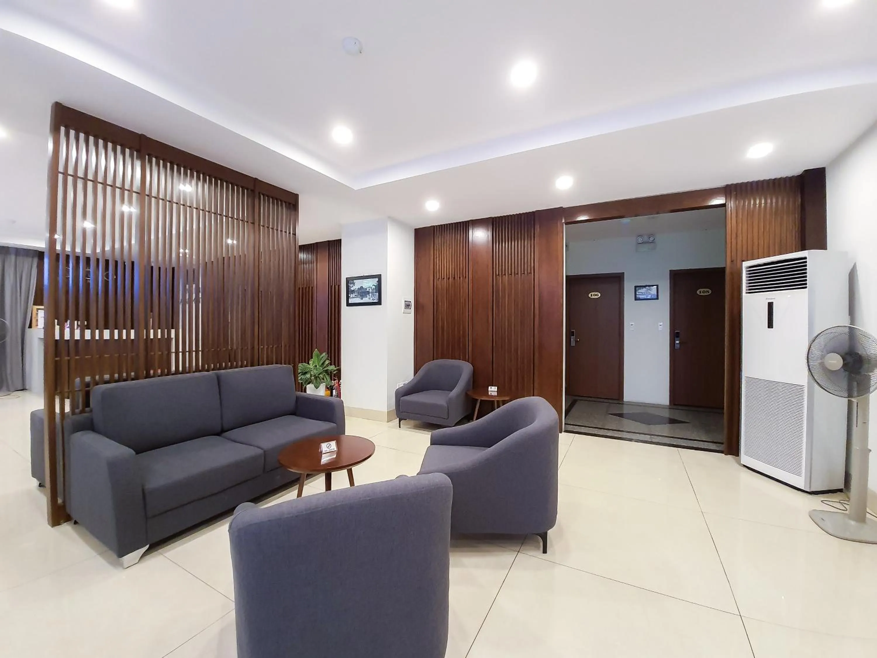 Lobby or reception in REIWA INN APARTMENT