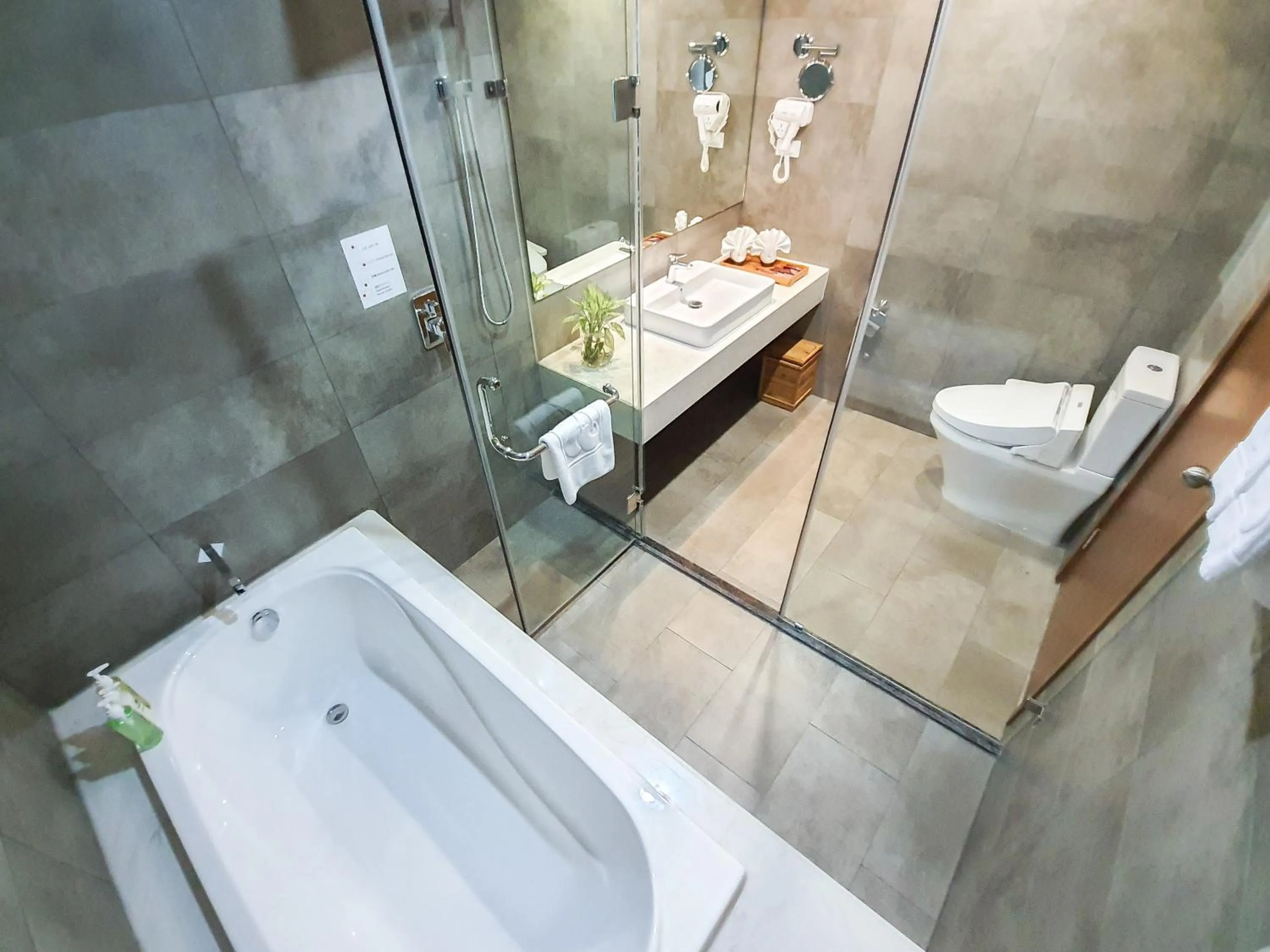 Bathroom in REIWA INN APARTMENT