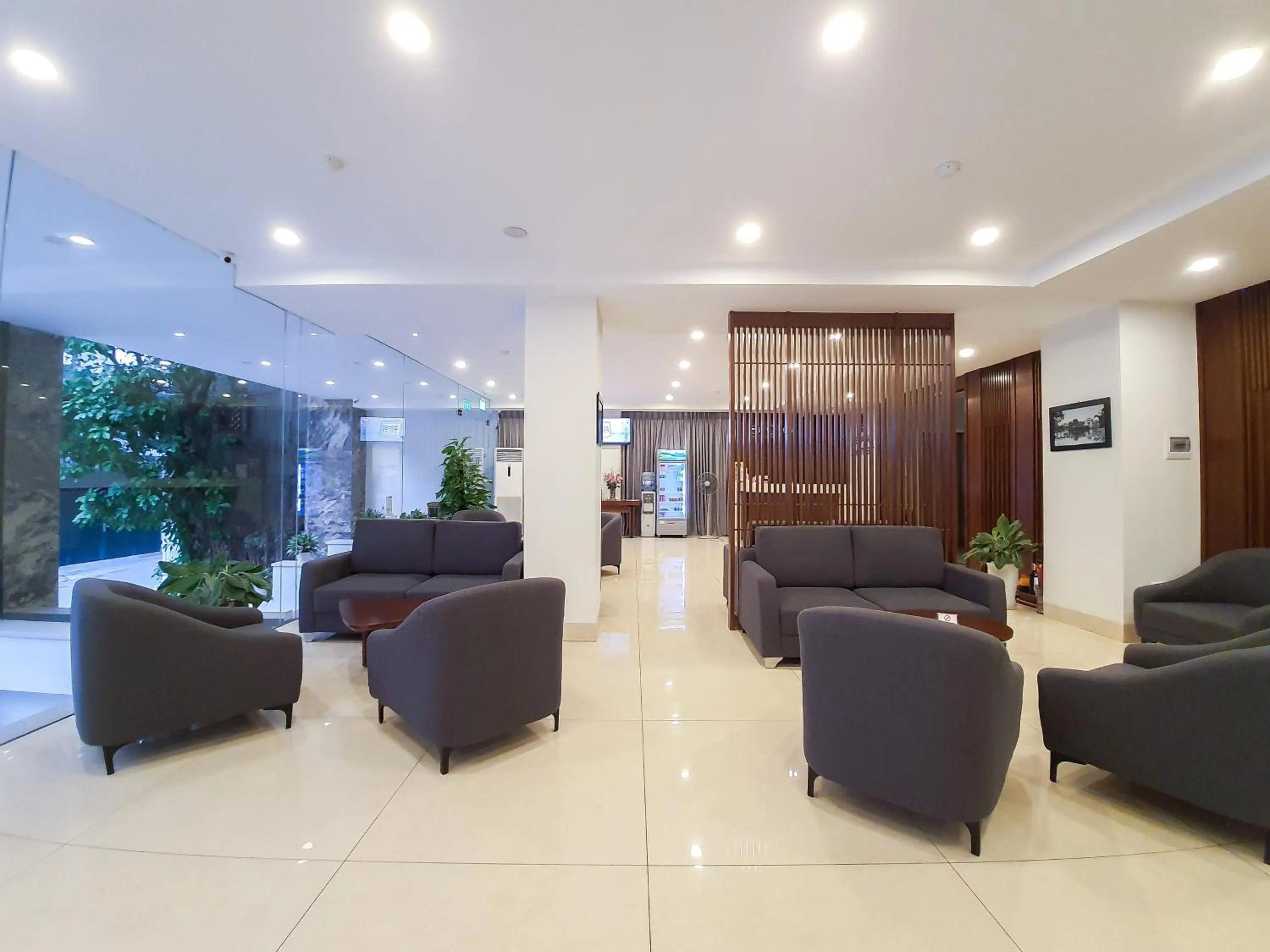 Lobby or reception in REIWA INN APARTMENT