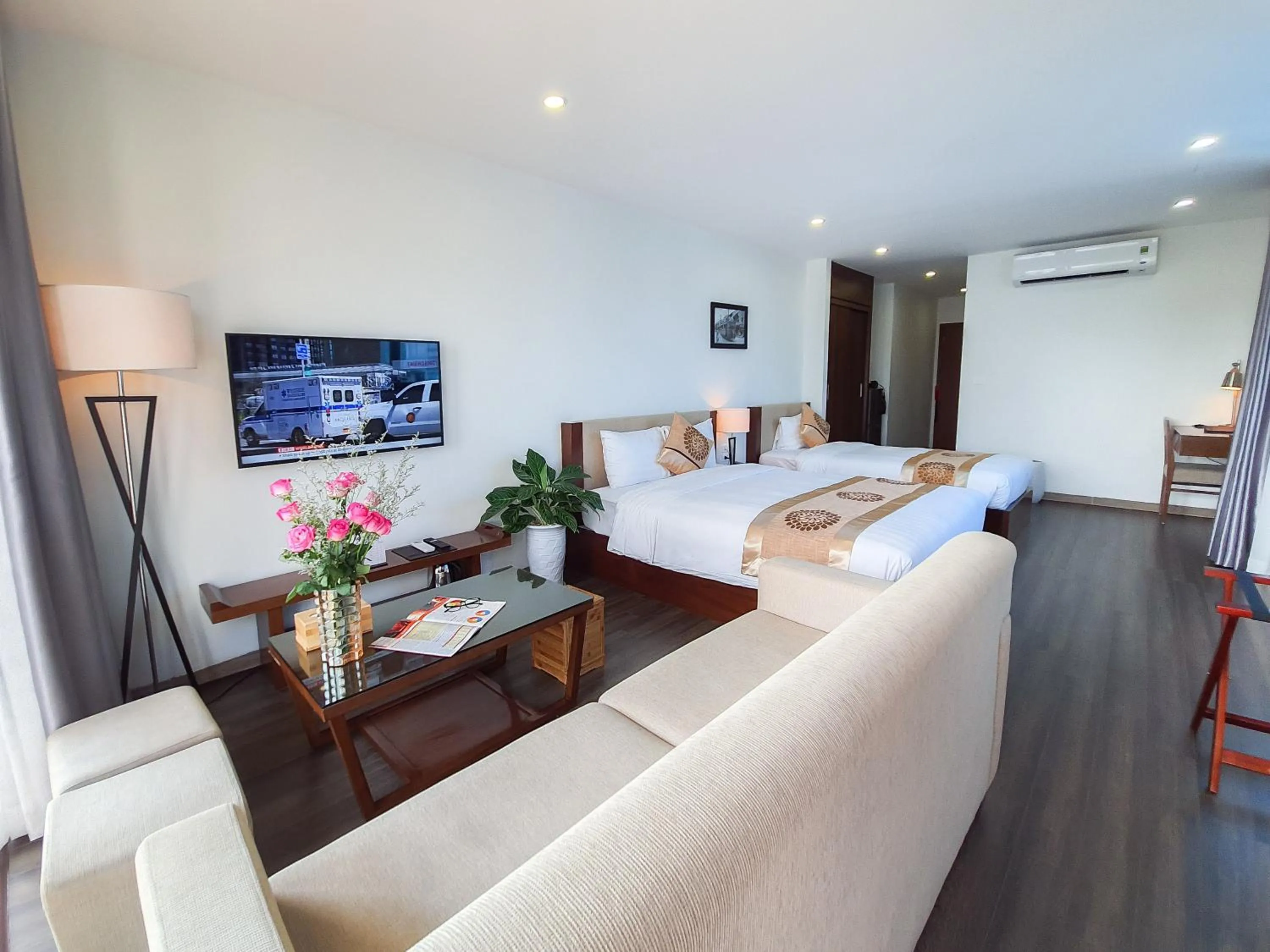 Photo of the whole room, Bed in REIWA INN APARTMENT