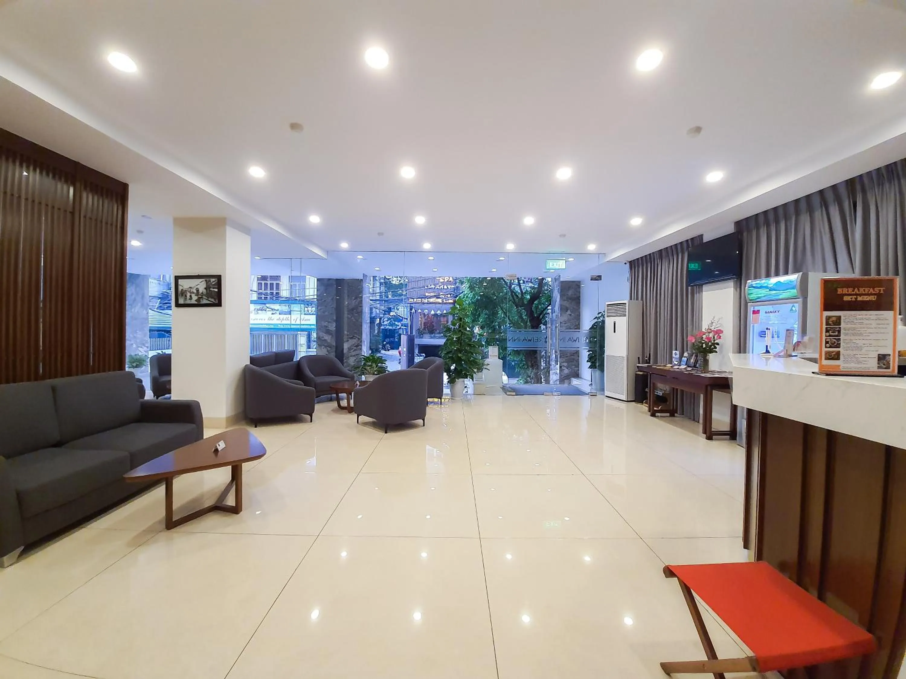 Lobby or reception in REIWA INN APARTMENT