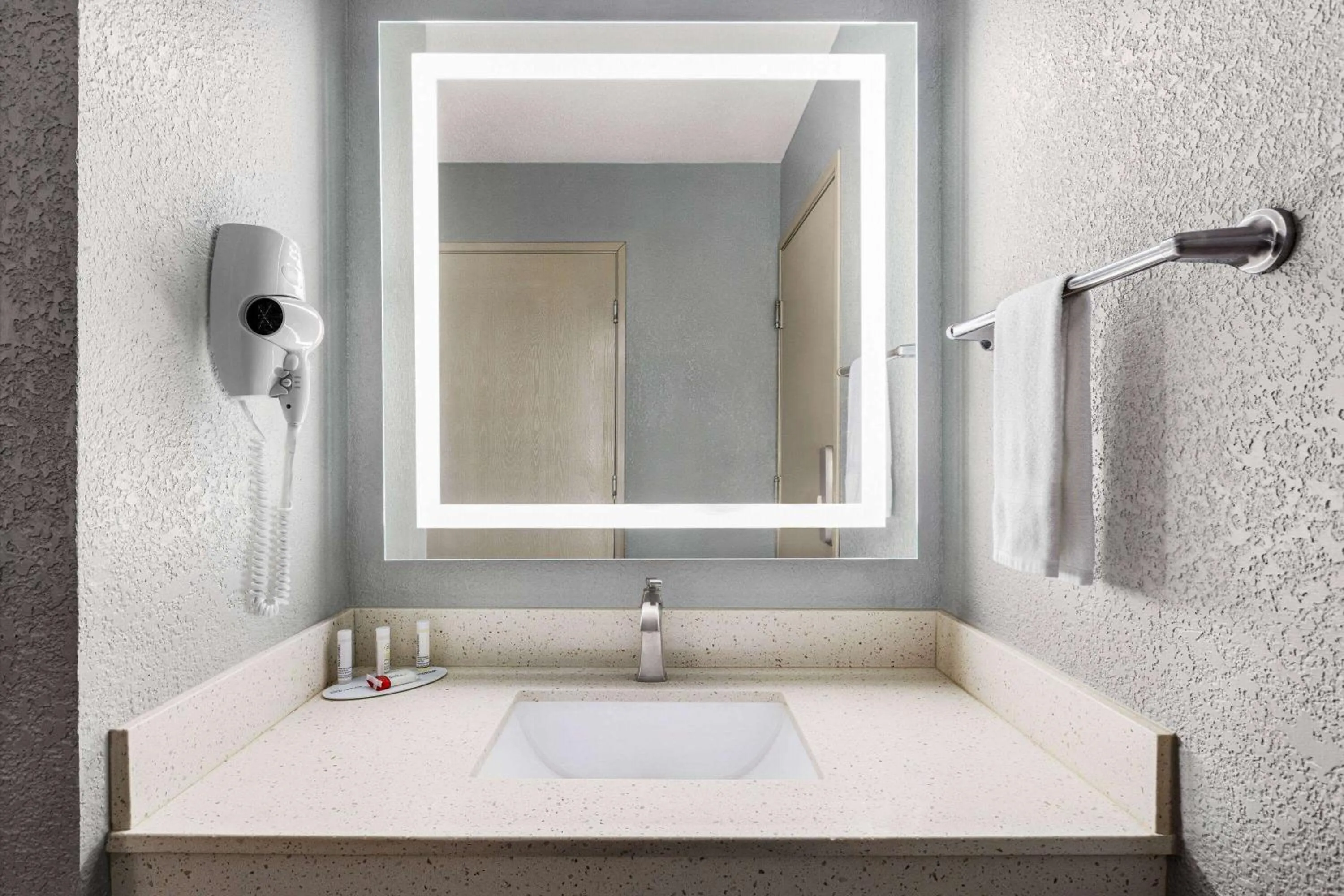 Bathroom in AmericInn by Wyndham Williamsburg