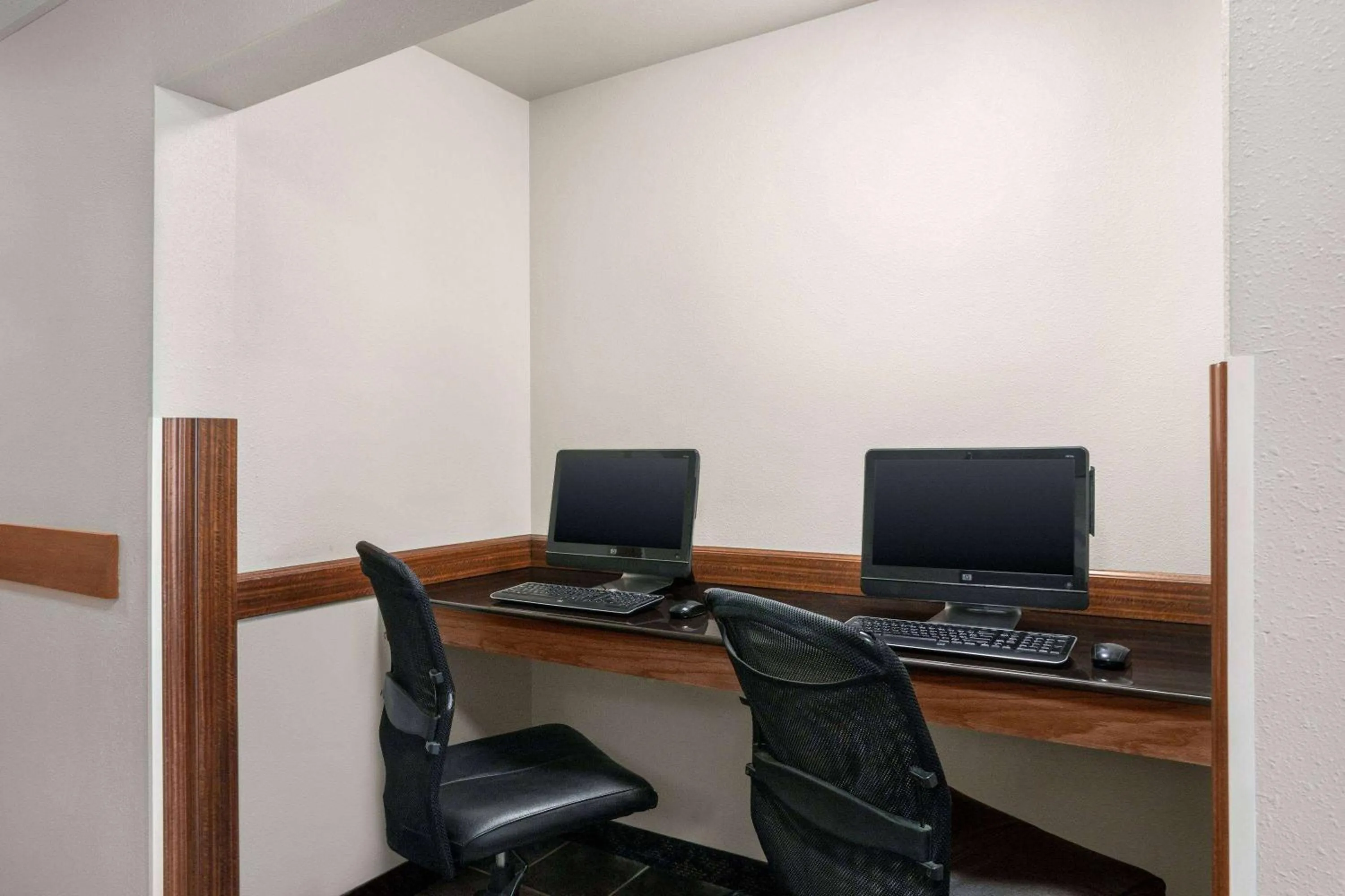 Business facilities in Travelodge by Wyndham McAlester