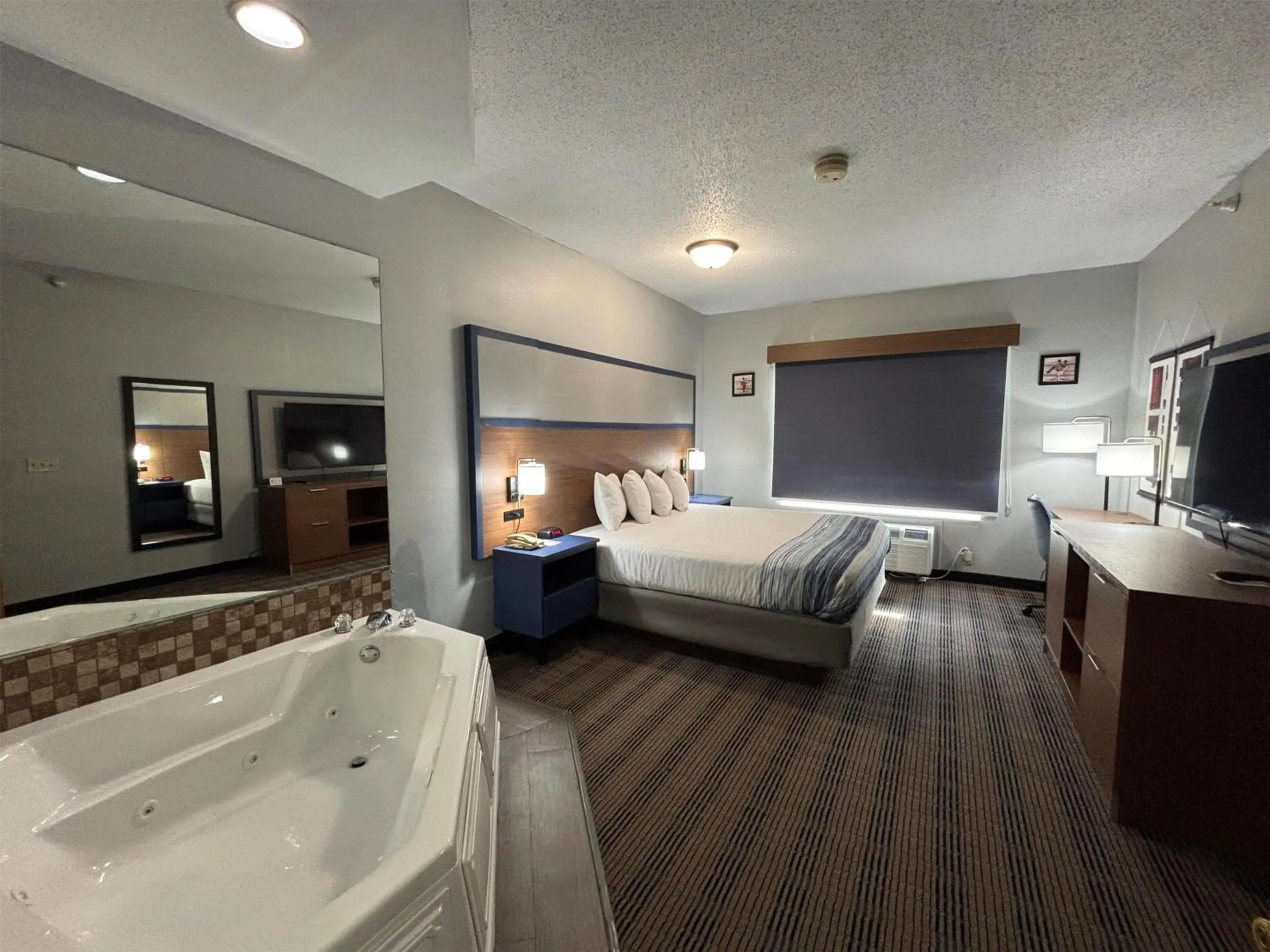 Photo of the whole room, Bed in AmericInn by Wyndham, Galesburg, IL