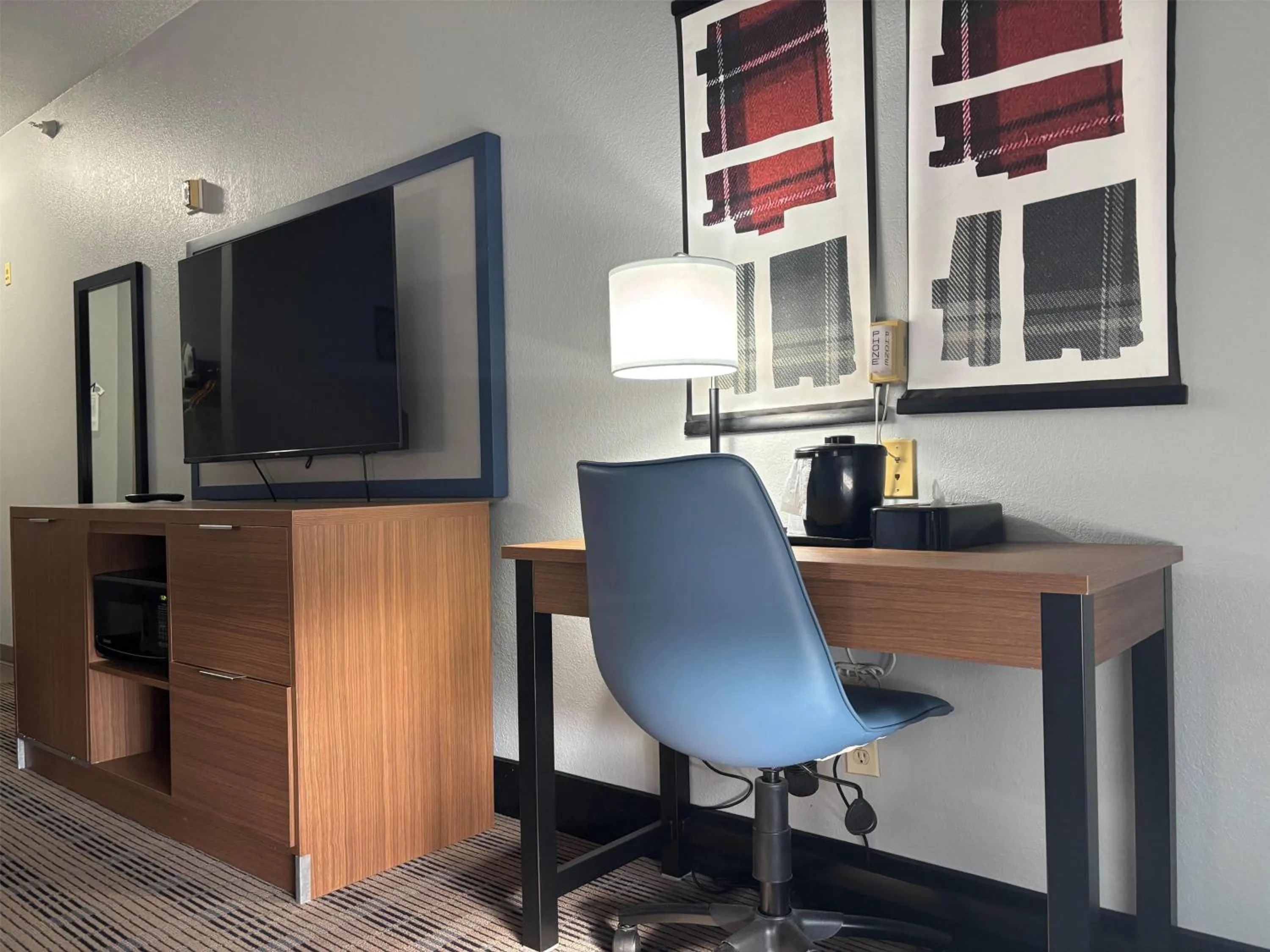 Photo of the whole room in AmericInn by Wyndham, Galesburg, IL