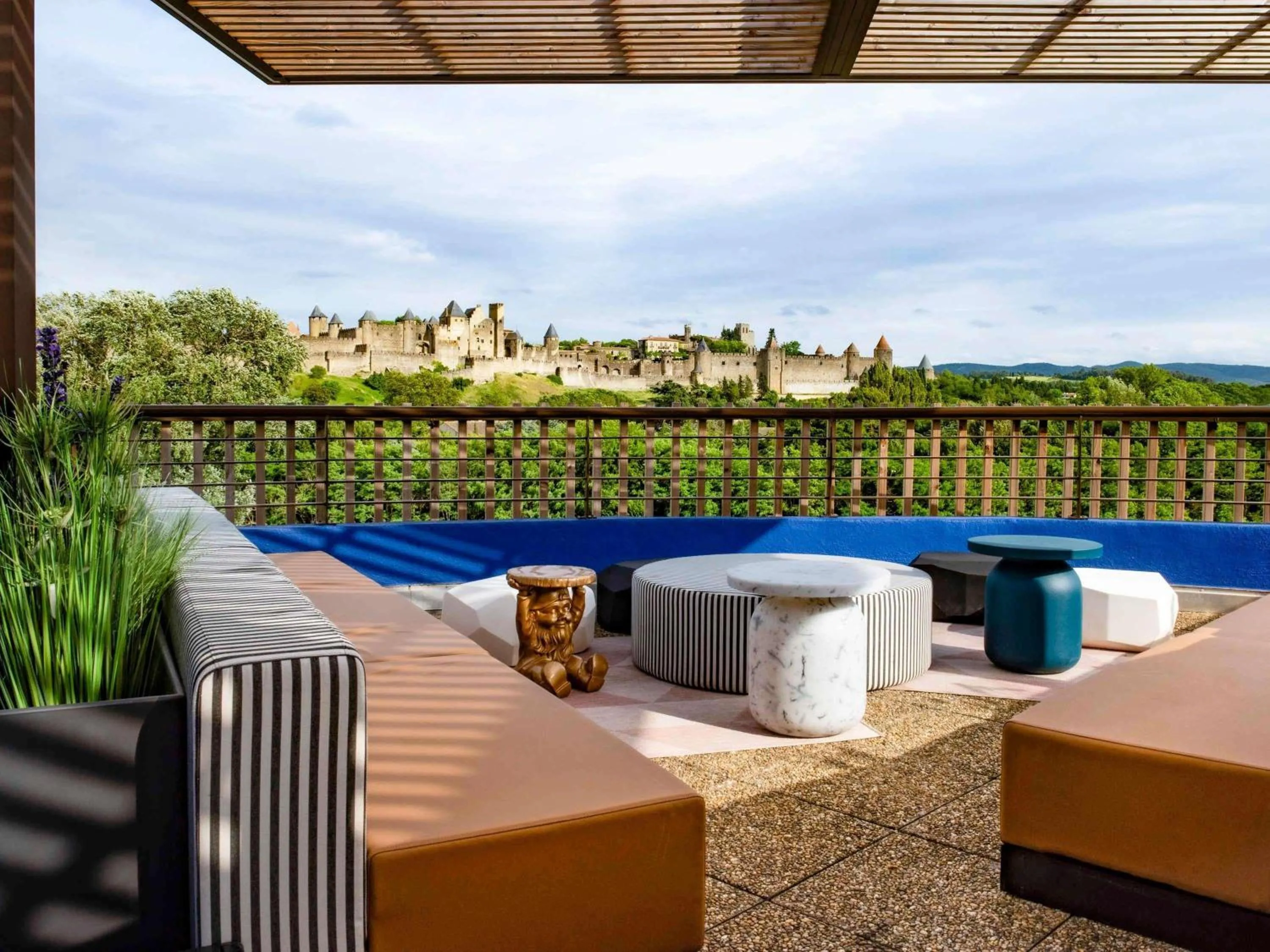 Property building in Tribe Carcassonne