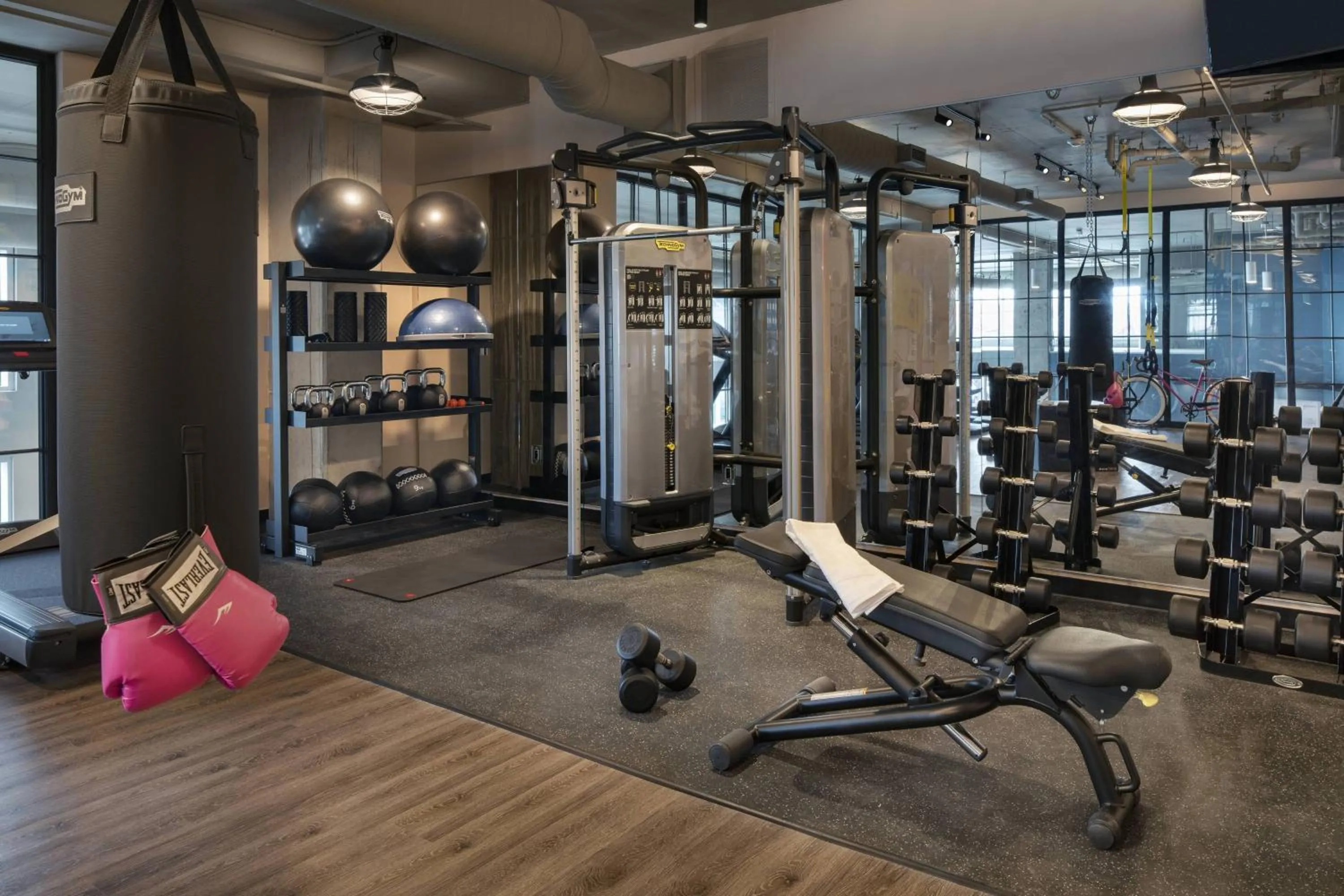 Fitness centre/facilities in Moxy Nashville Vanderbilt Area