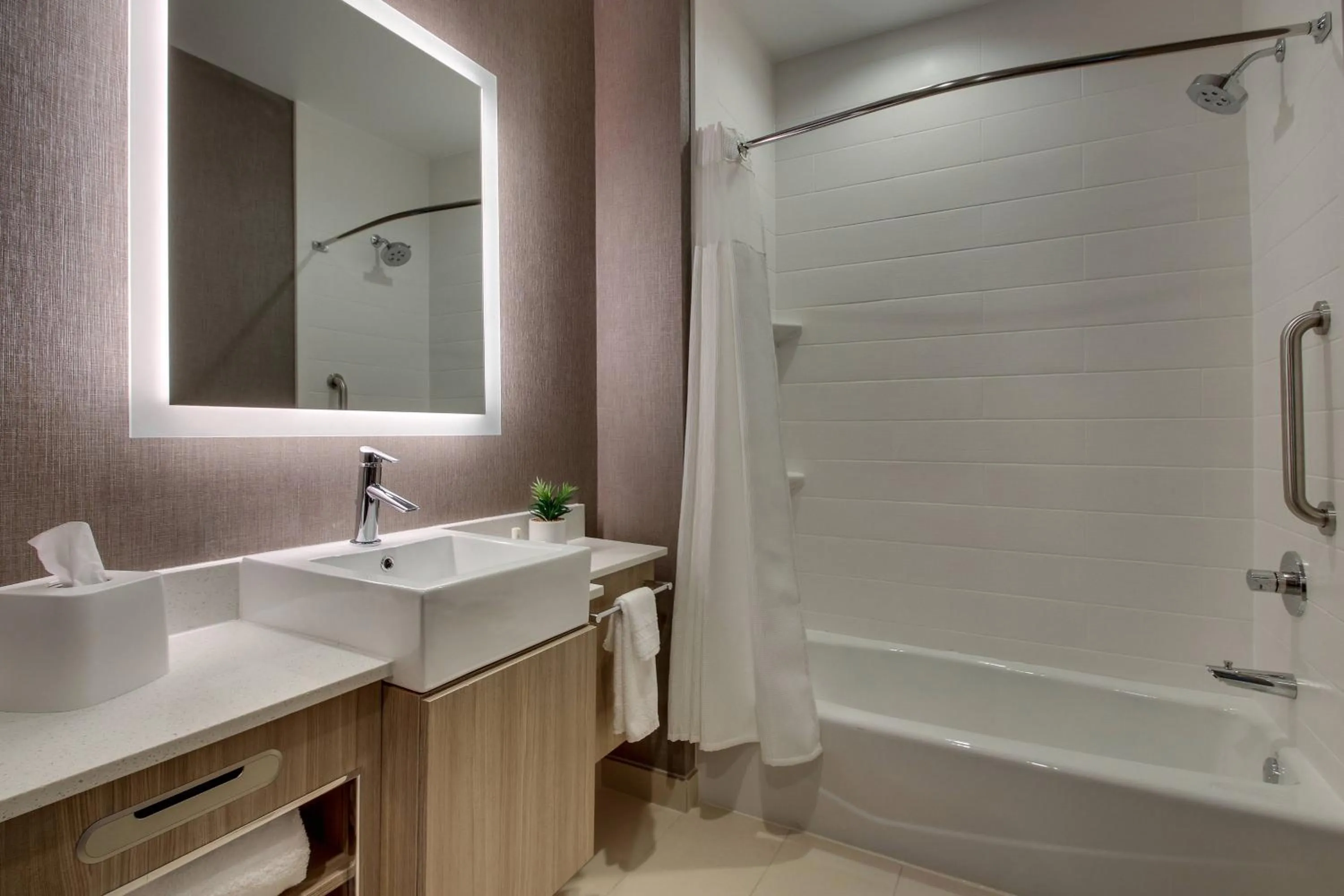 Bathroom in SpringHill Suites by Marriott Gulfport I-10