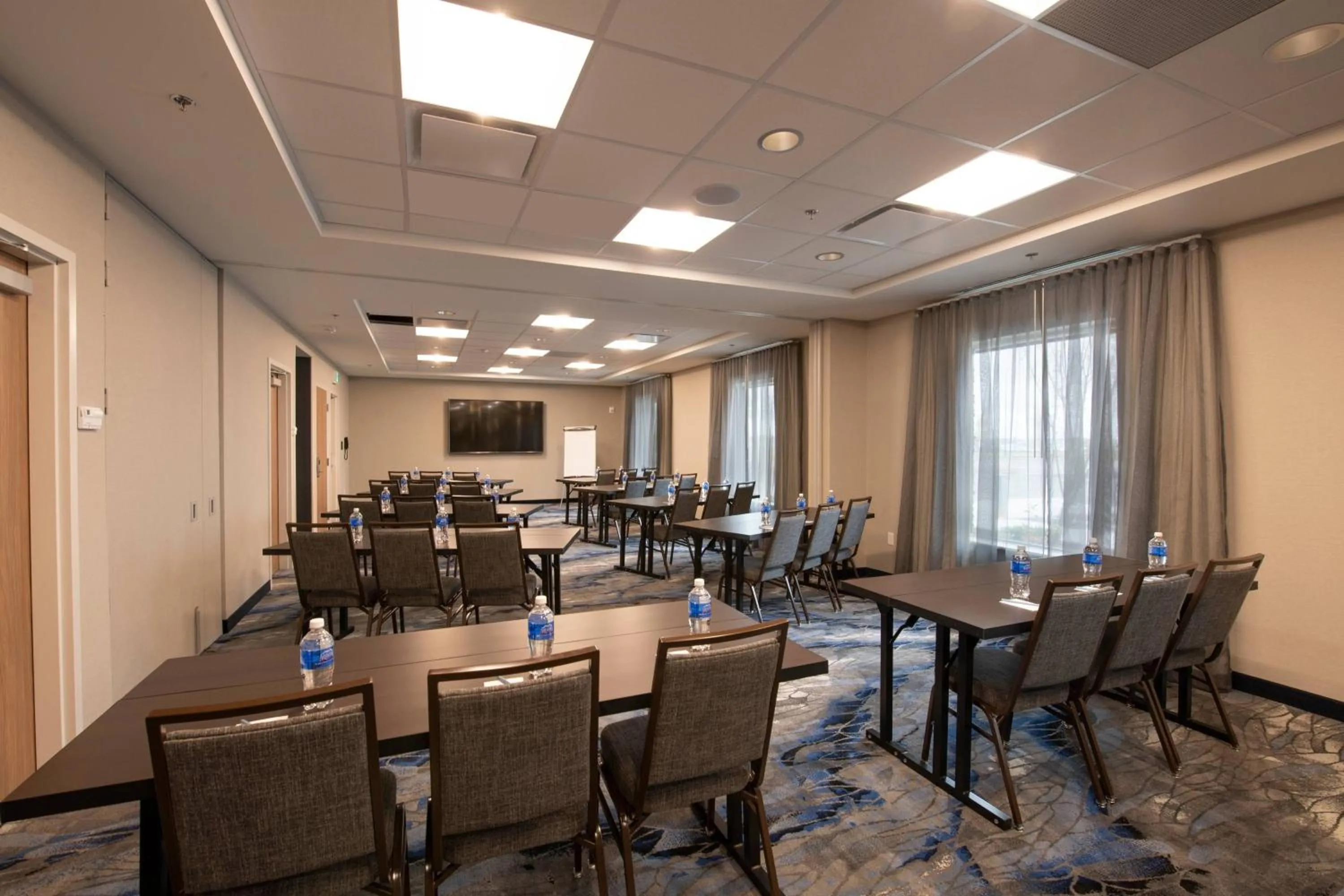 Meeting/conference room in Fairfield by Marriott Edmonton International Airport