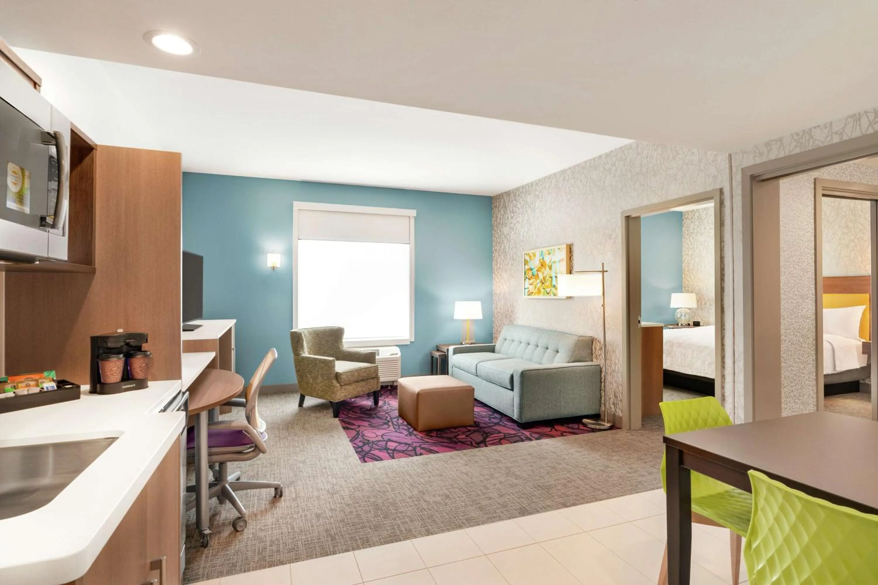 Bedroom, Bed in Home2 Suites By Hilton Harrisburg Hershey