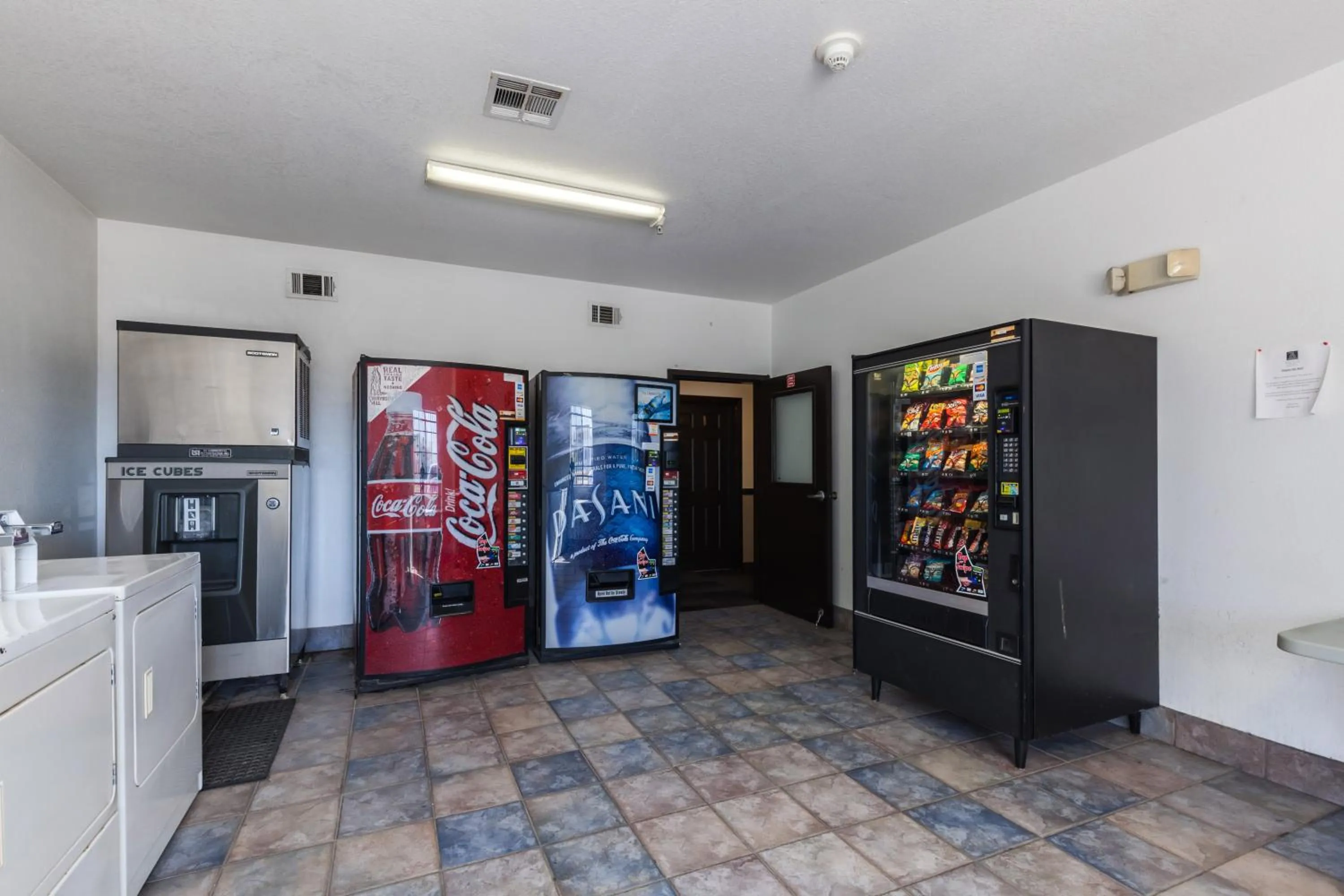 Other in Studio 6-Port Arthur, TX - SE