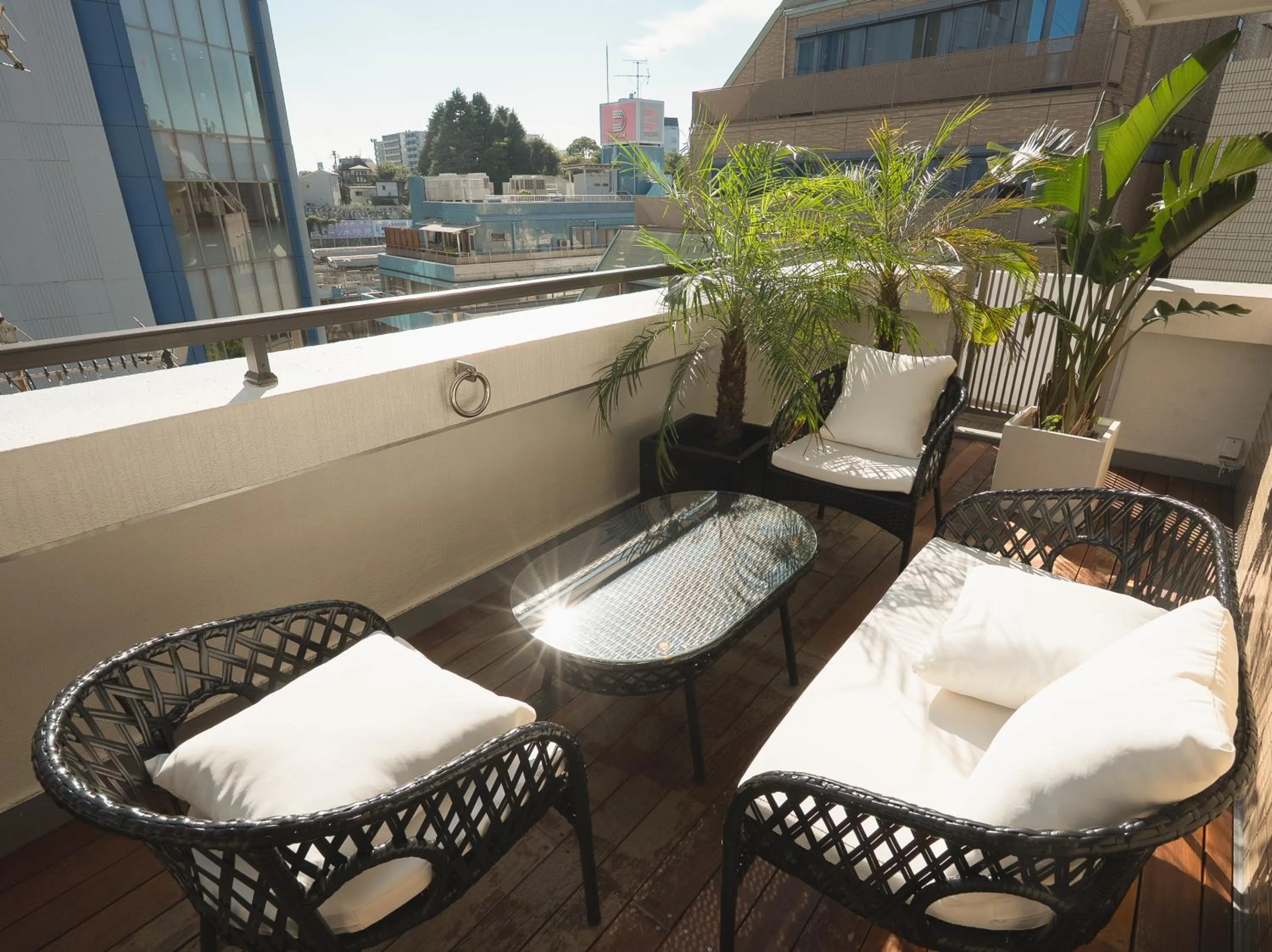 Property building in Hotel Tokyo Trip Ueno Nishi Nippori