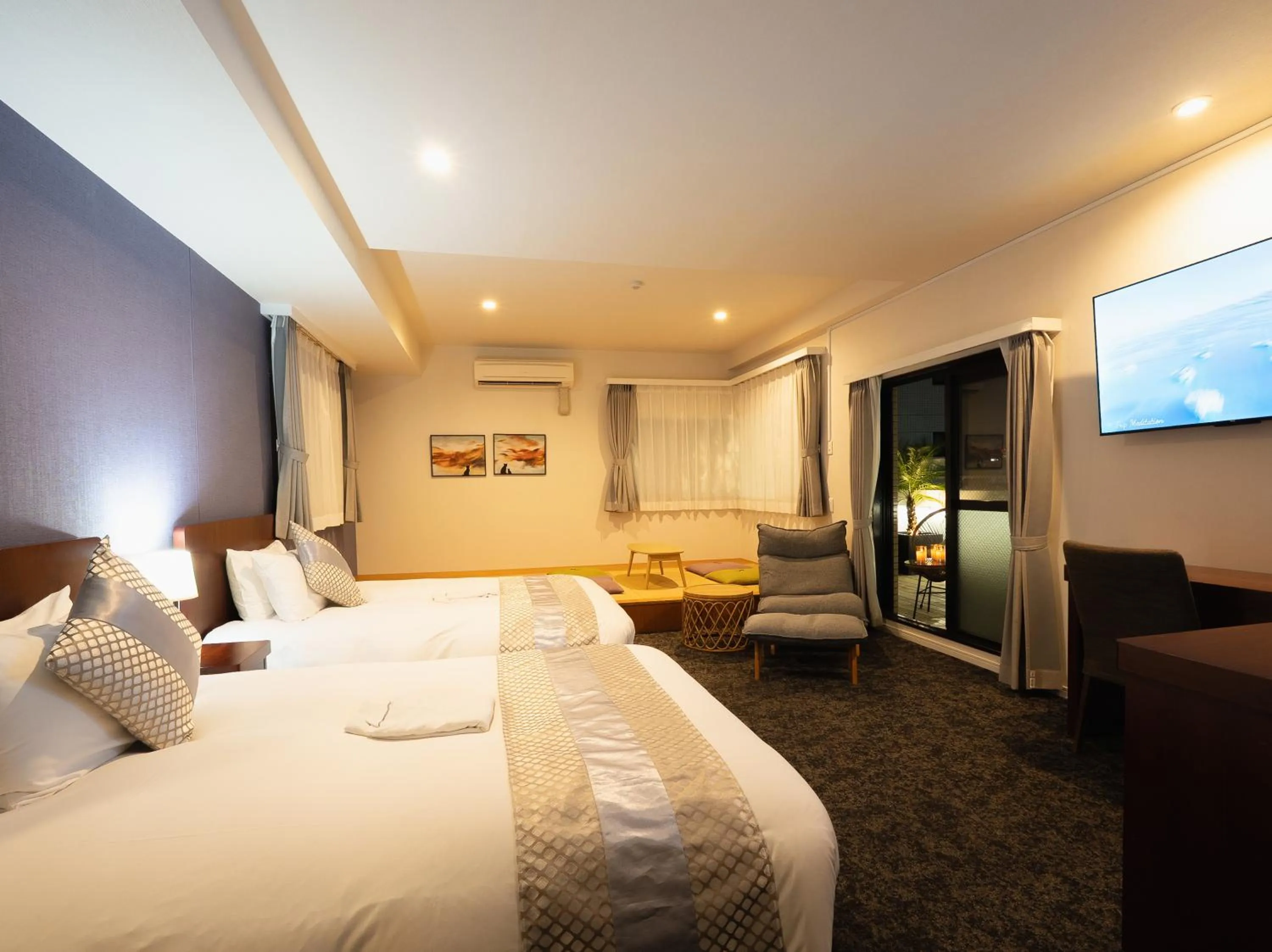 Photo of the whole room, Bed in Hotel Tokyo Trip Ueno Nishi Nippori