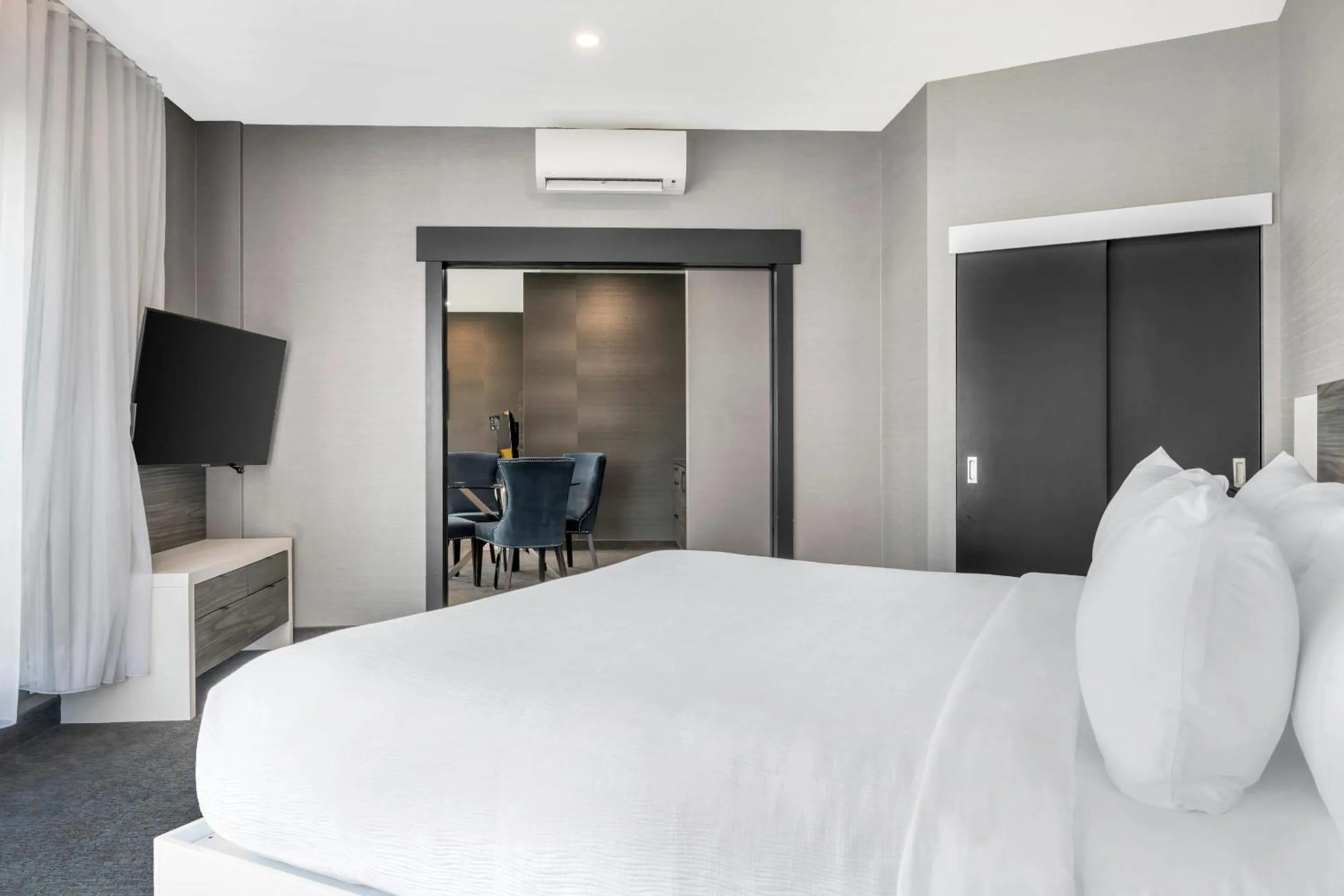 Bedroom, Bed in Quality Inn & Suites