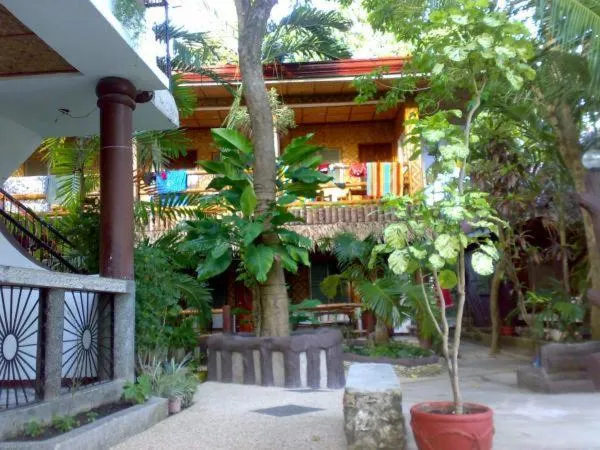 Love's Beach & Dive Resort