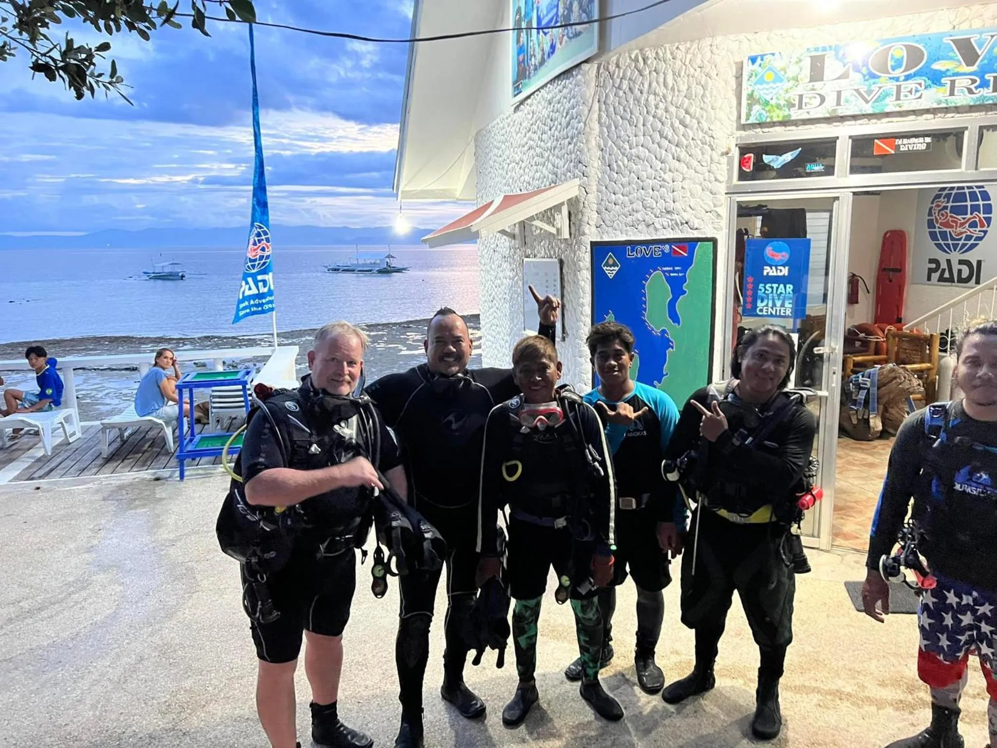 Love's Beach & Dive Resort