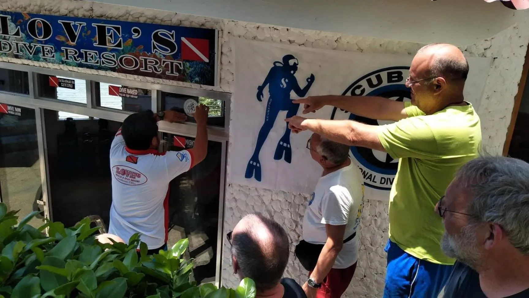 Love's Beach & Dive Resort