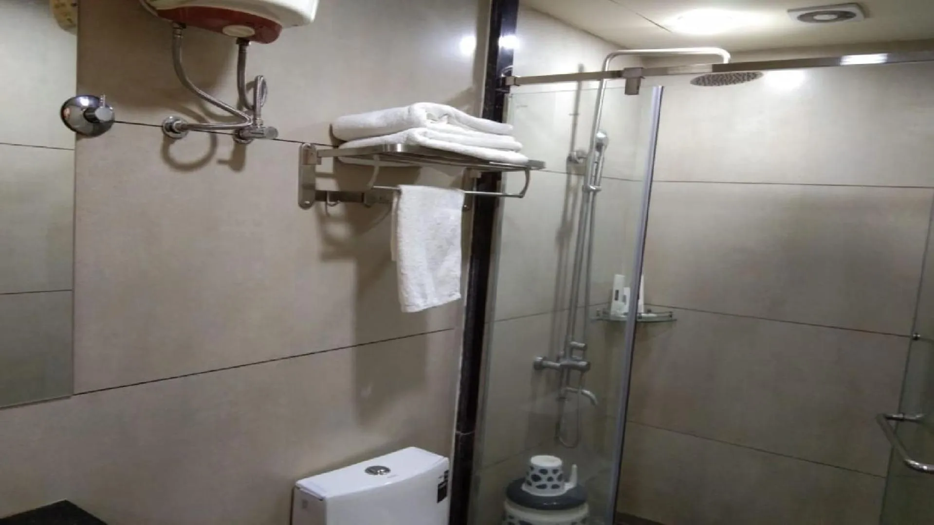 Bathroom in Hotel Sleep Inn