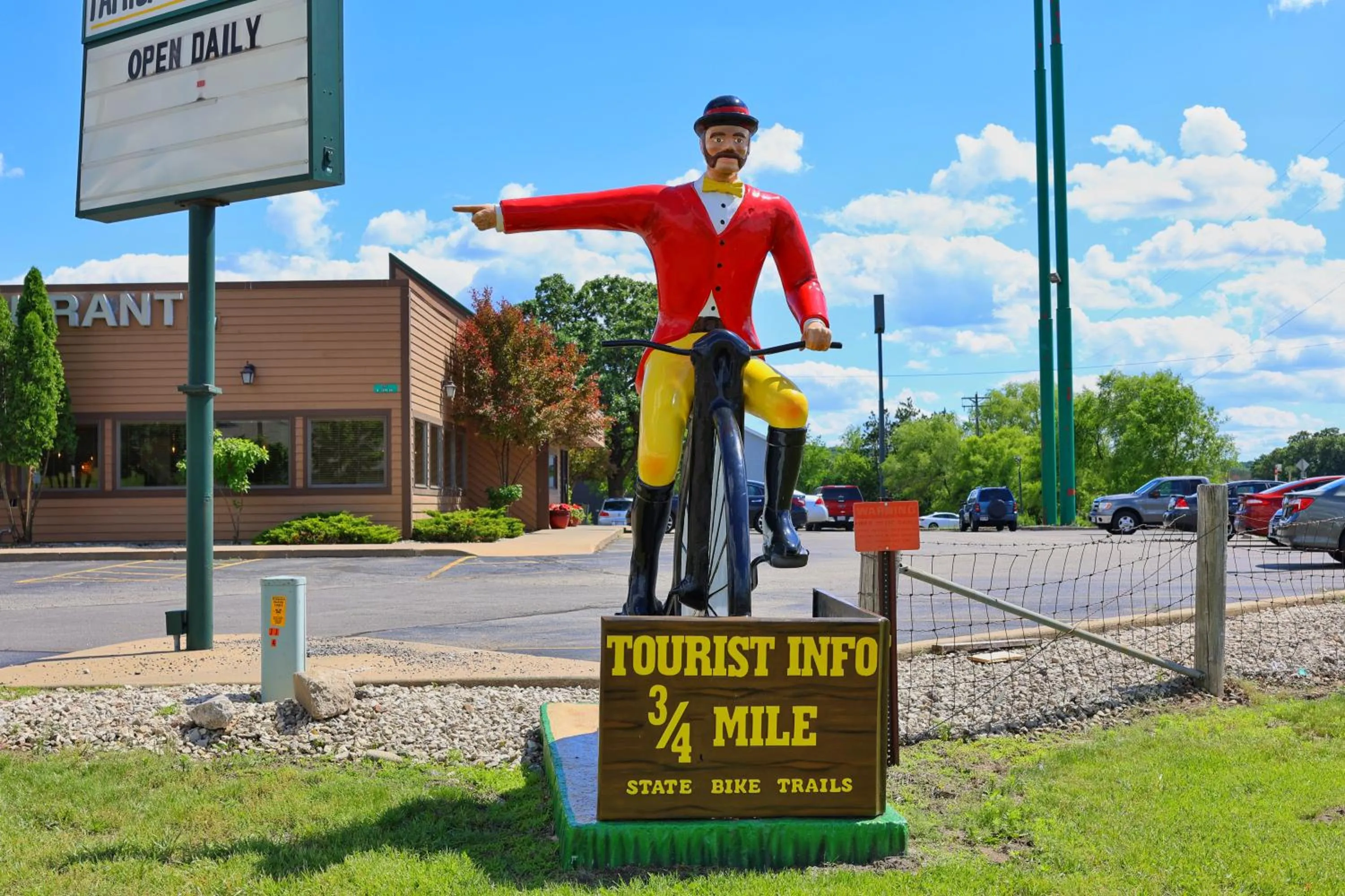 Property building in Country Inn & Suites by Radisson, Sparta, WI